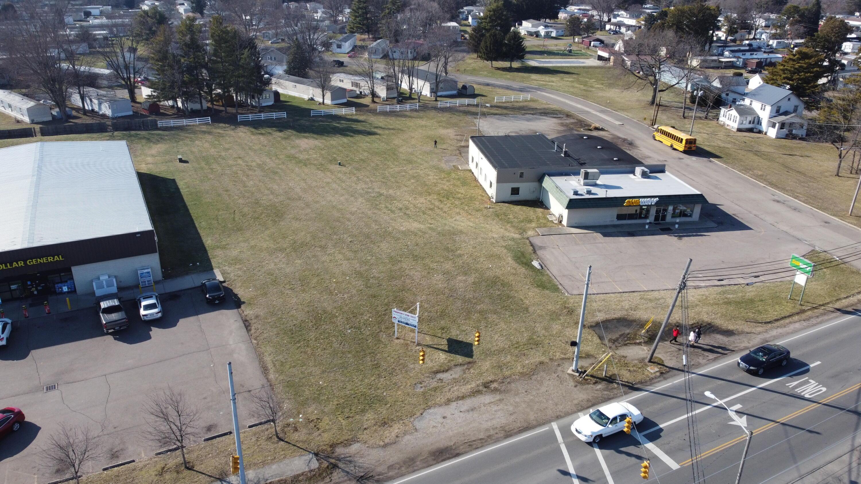 1211 N Court Street Property Photo 8