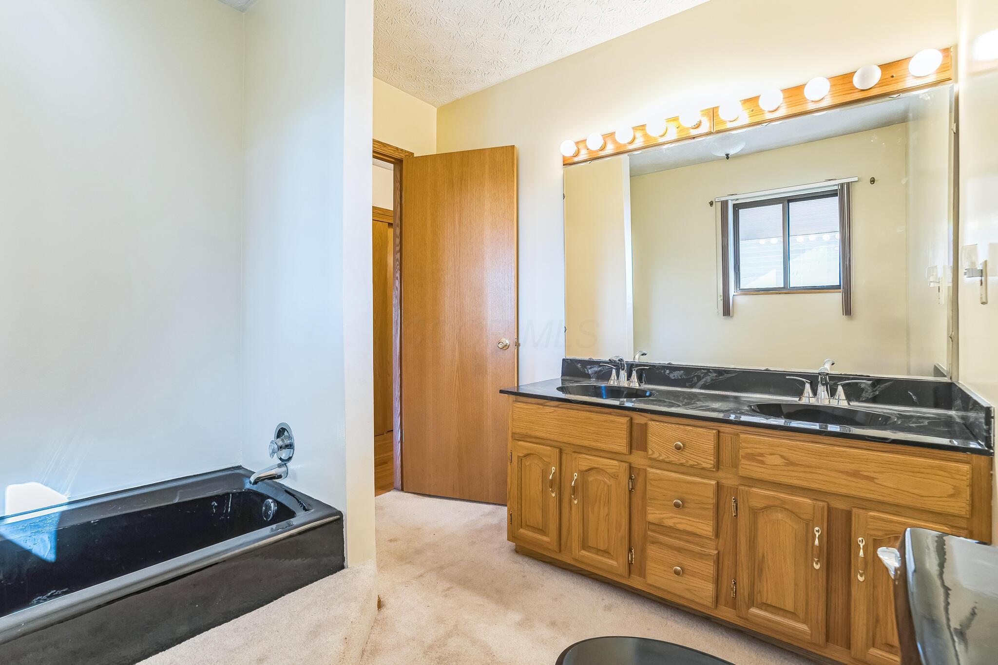 6611 Morse Road Property Photo 15