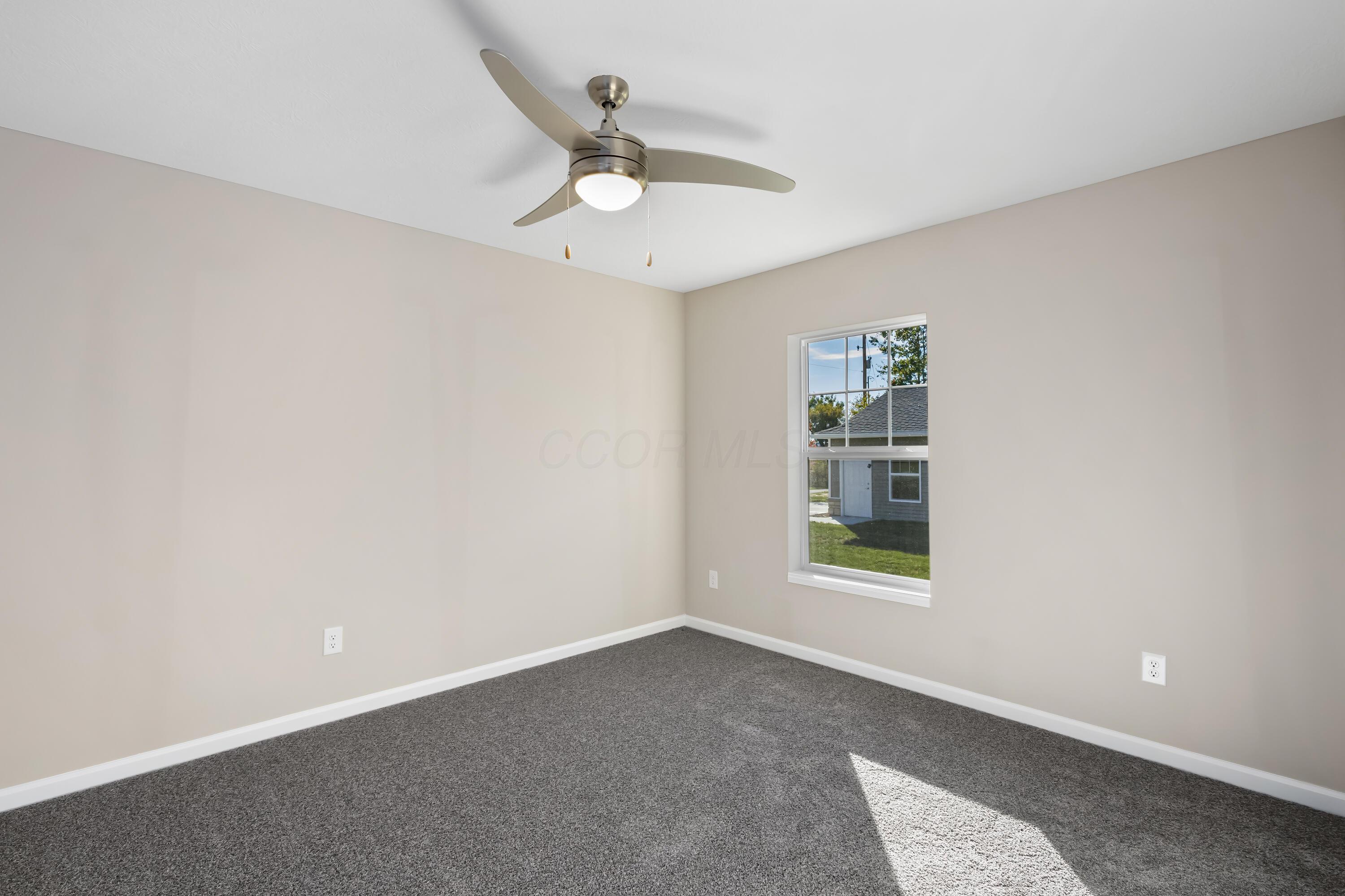 11977 Superior Street Property Photo 14