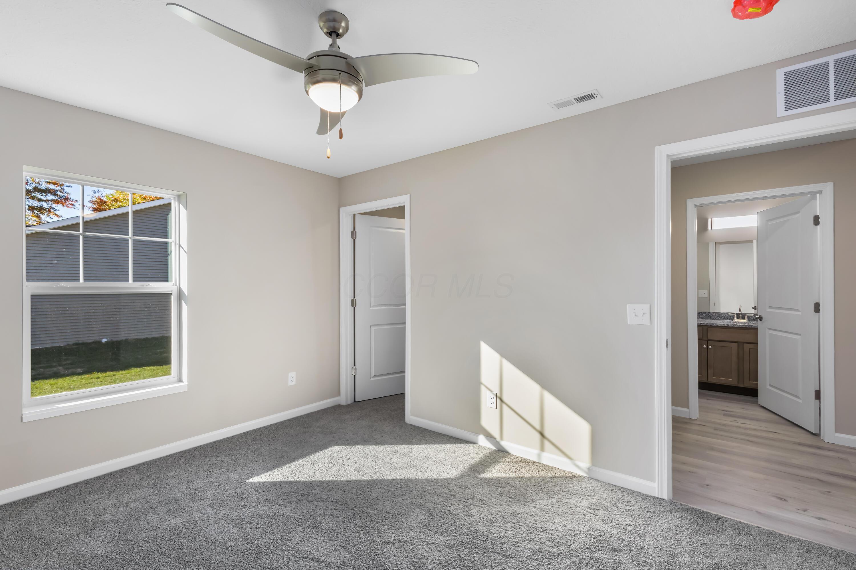 11977 Superior Street Property Photo 15