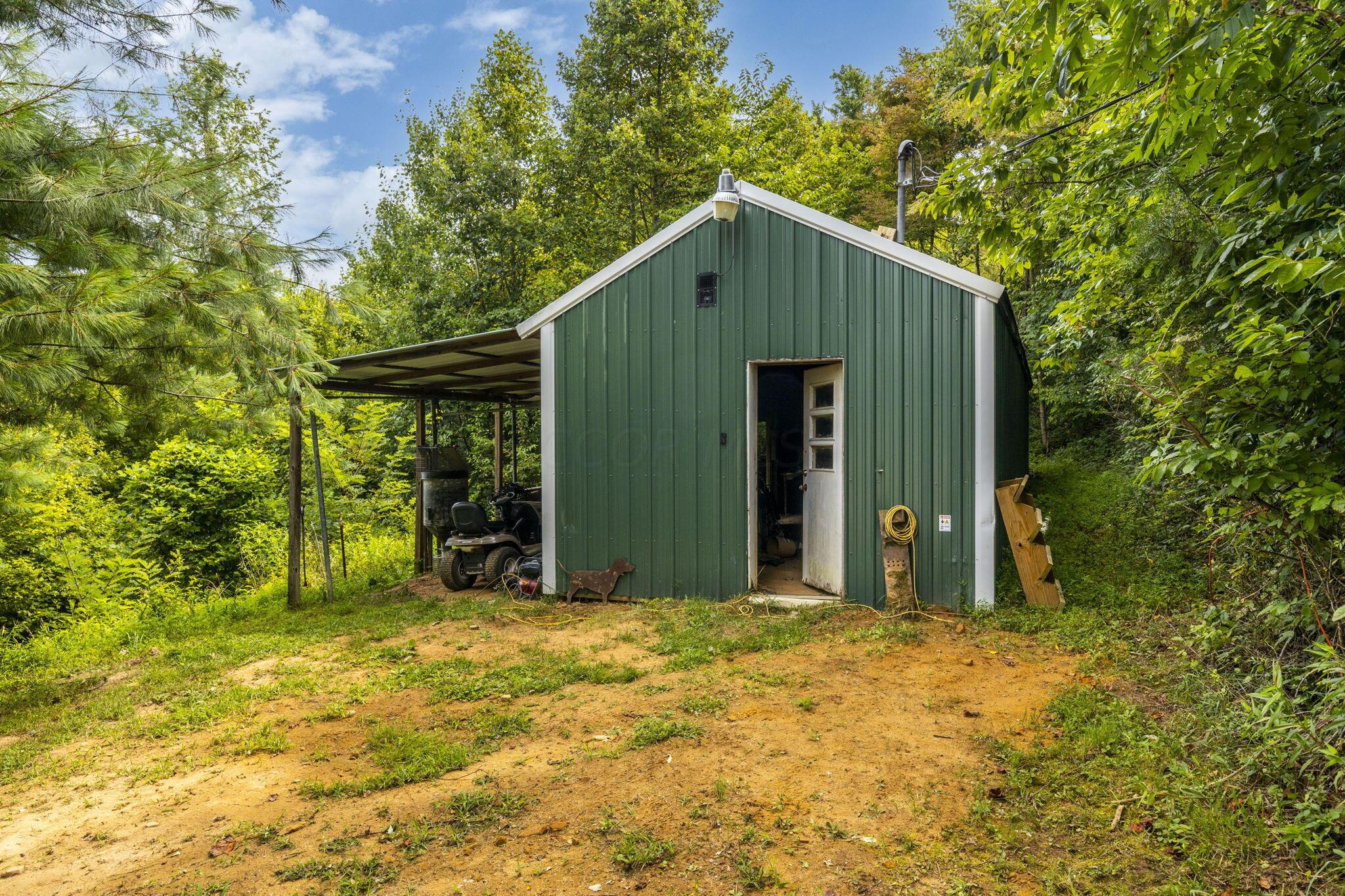 13207 Clapper Hollow Road Property Photo 27
