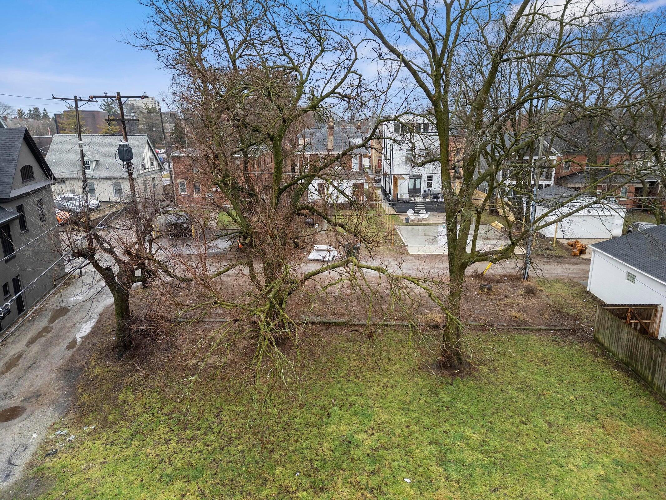 28 S Wilson Avenue Property Photo 5