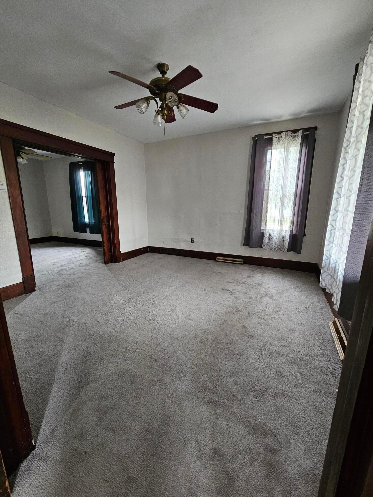 2009 Lisle Avenue Property Photo 26