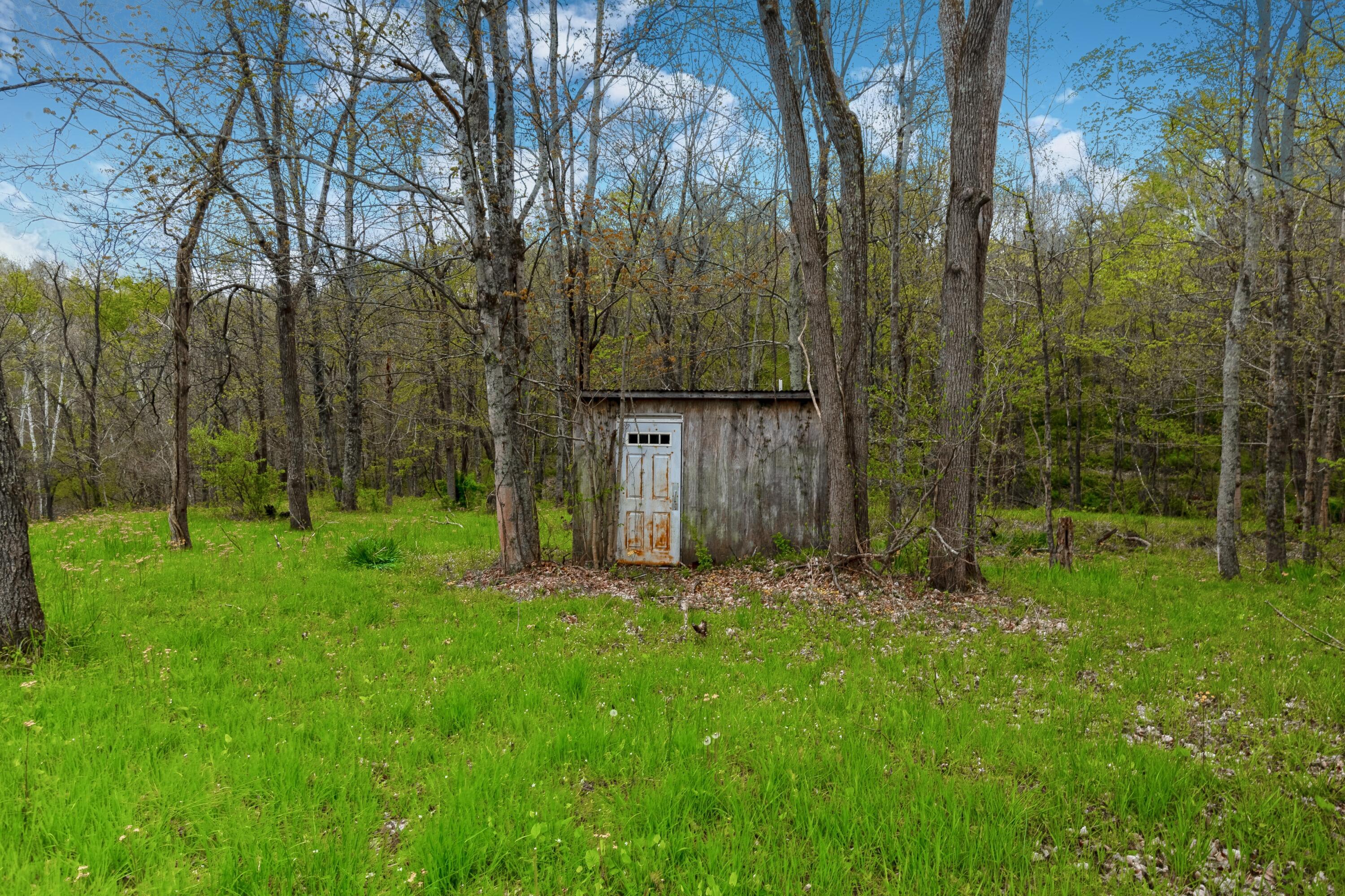 5400 Saunders Road Property Photo 16
