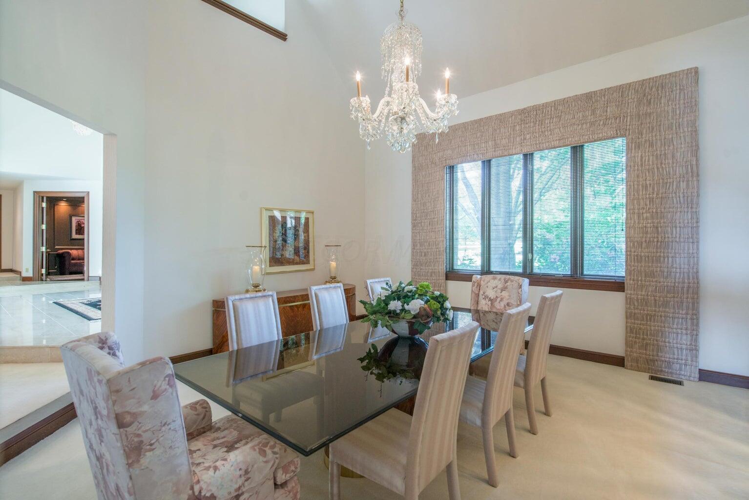 8455 Dunsinane Drive Property Photo 11