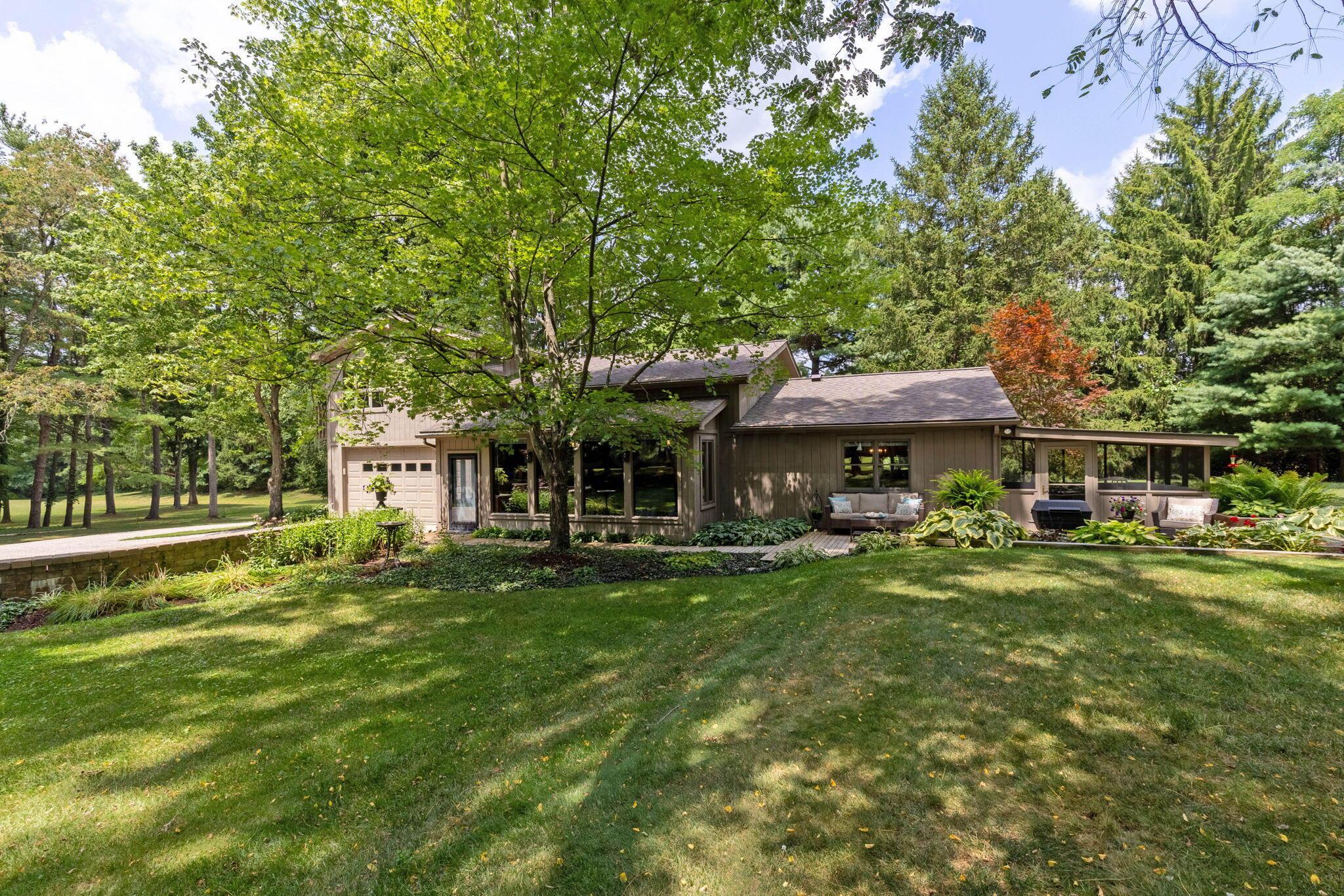 6837 E Walnut Street Property Photo 16