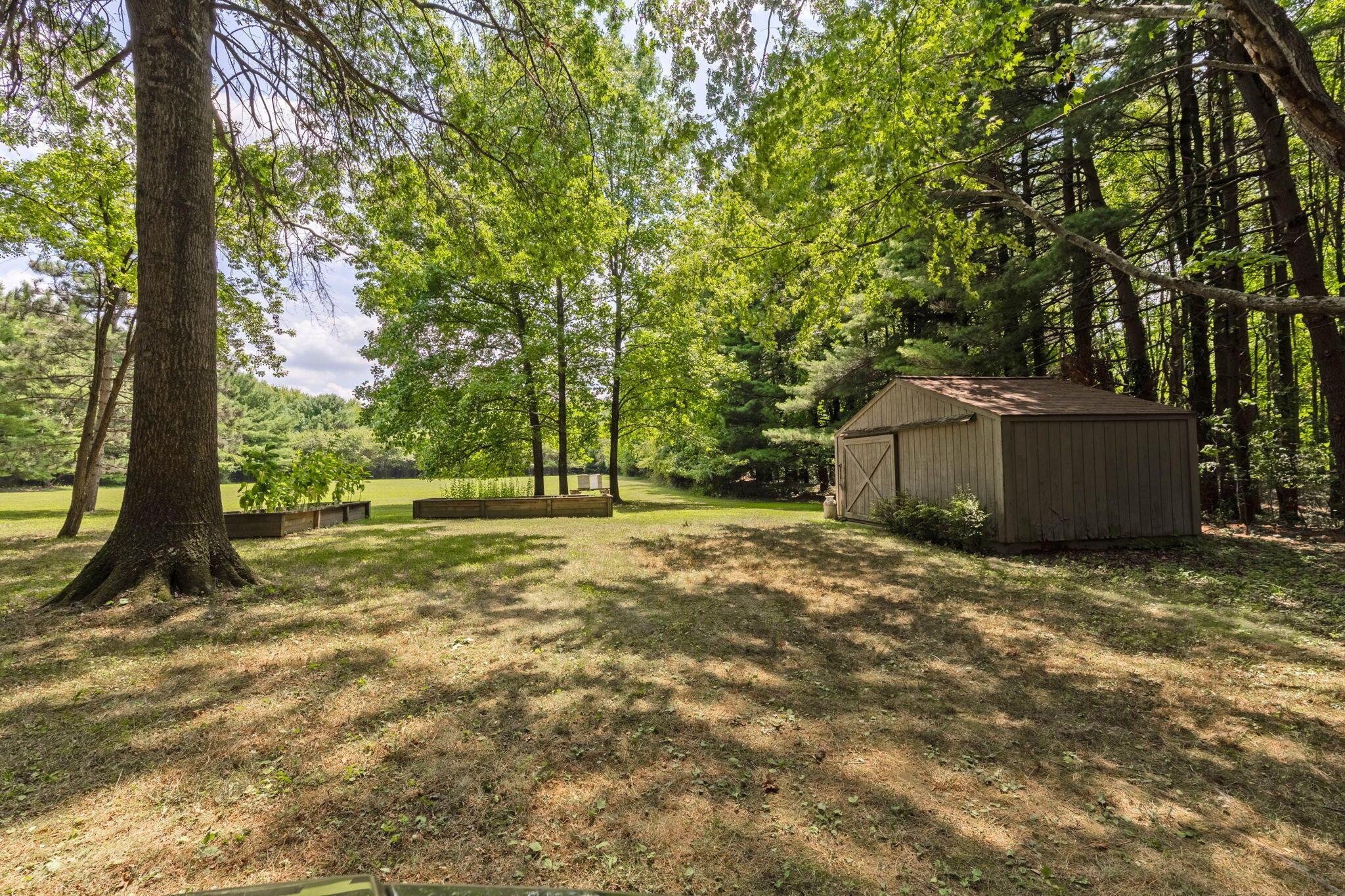 6837 E Walnut Street Property Photo 54