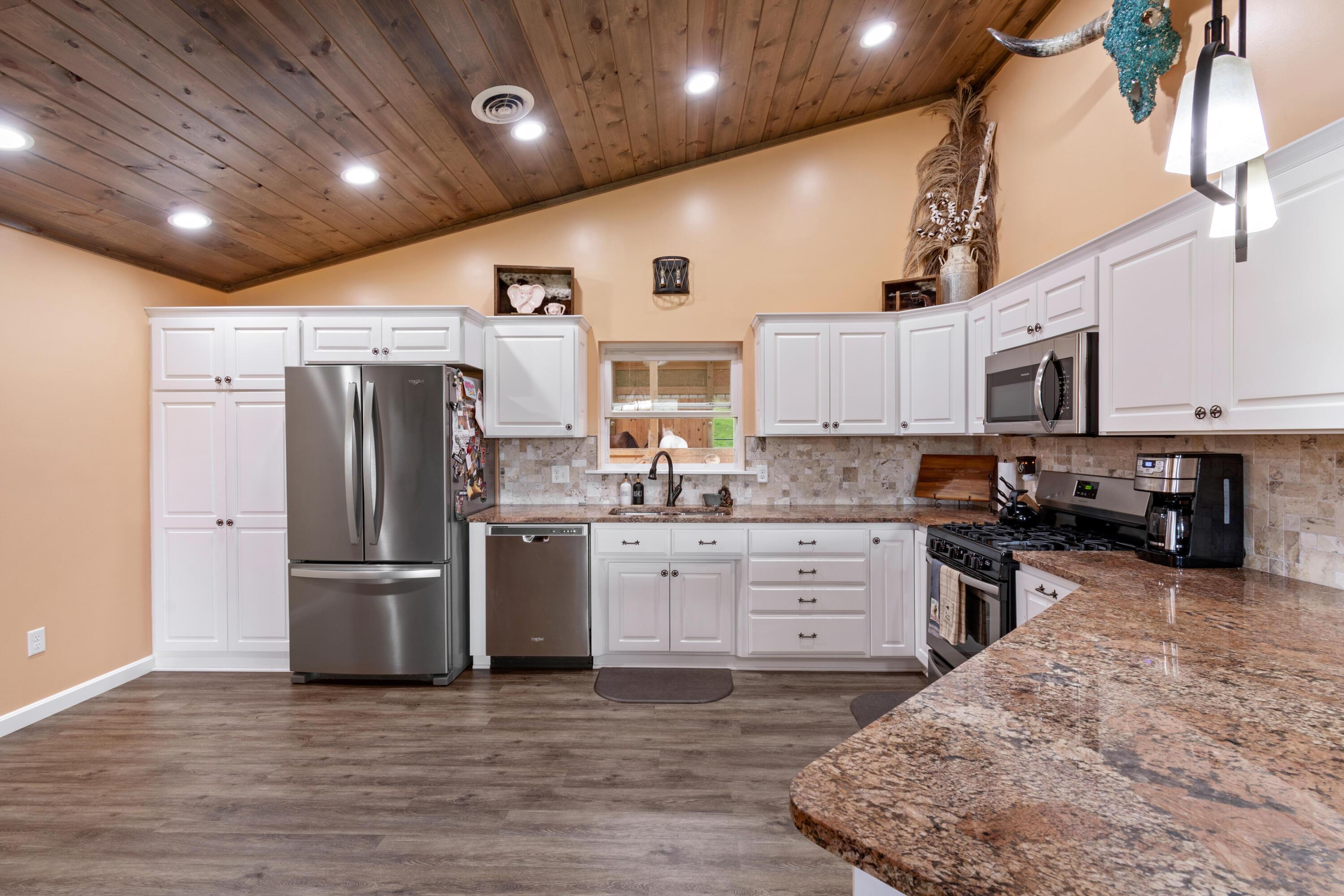2124 Township Road 905 Property Photo 5
