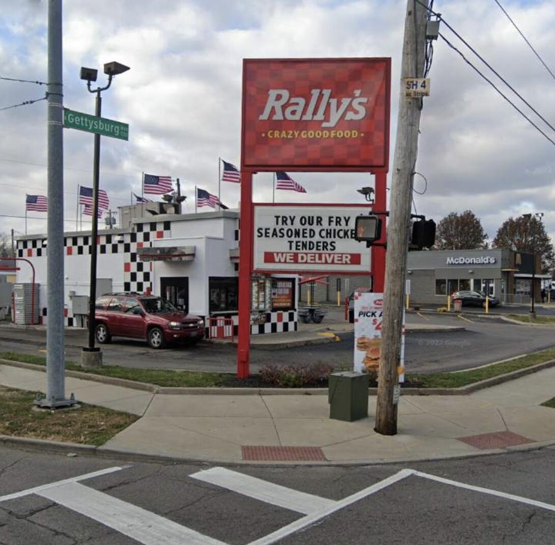 1205 N Gettysburg Avenue Property Photo 2