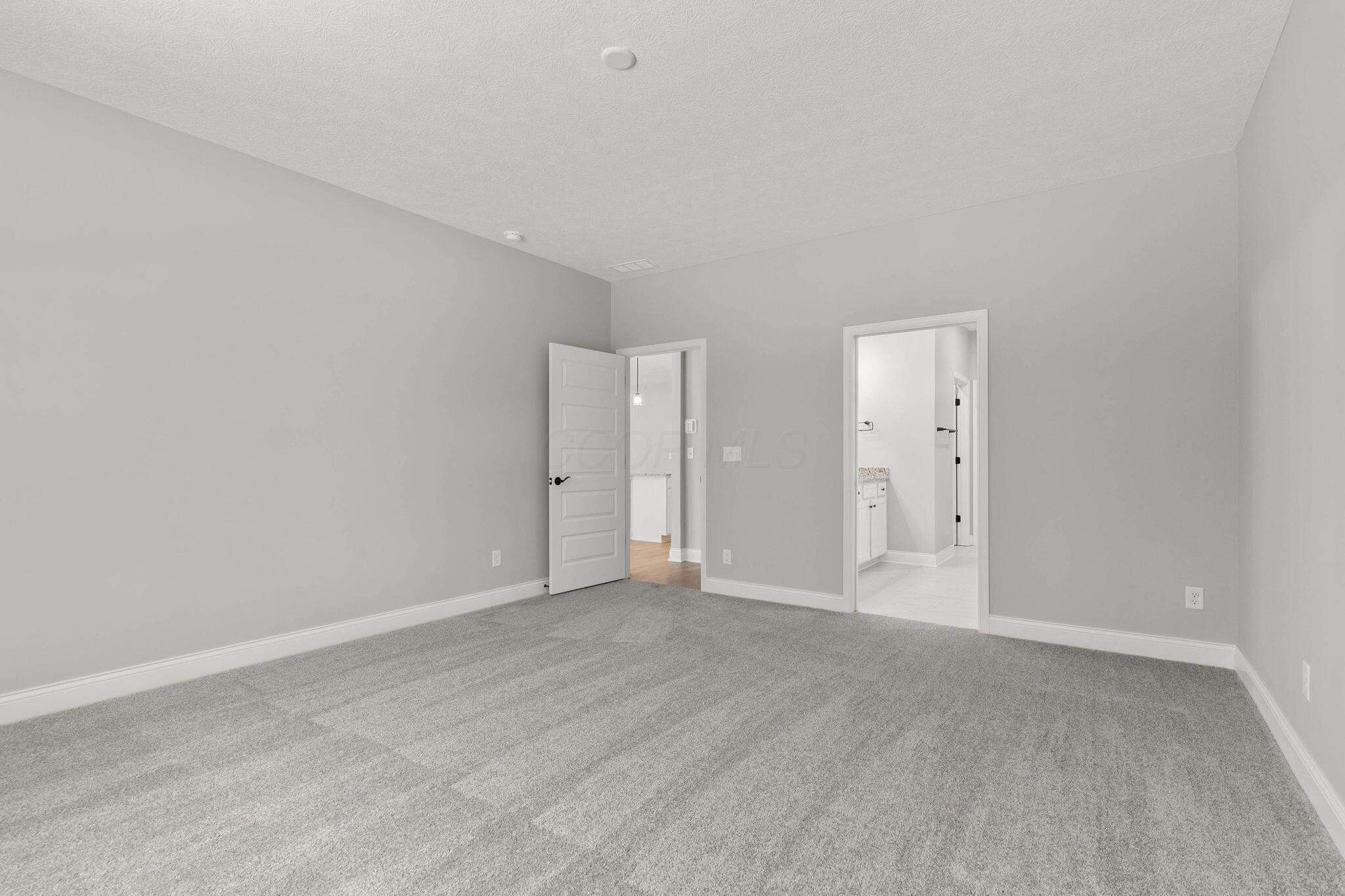 1045 Oldcastle Road Property Photo 9