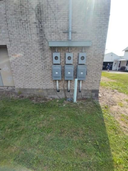 721 W Center Street Property Photo 4