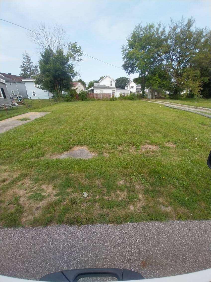 721 W Center Street Property Photo 10