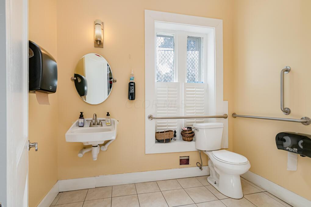 1251 Bryden Road Property Photo 14