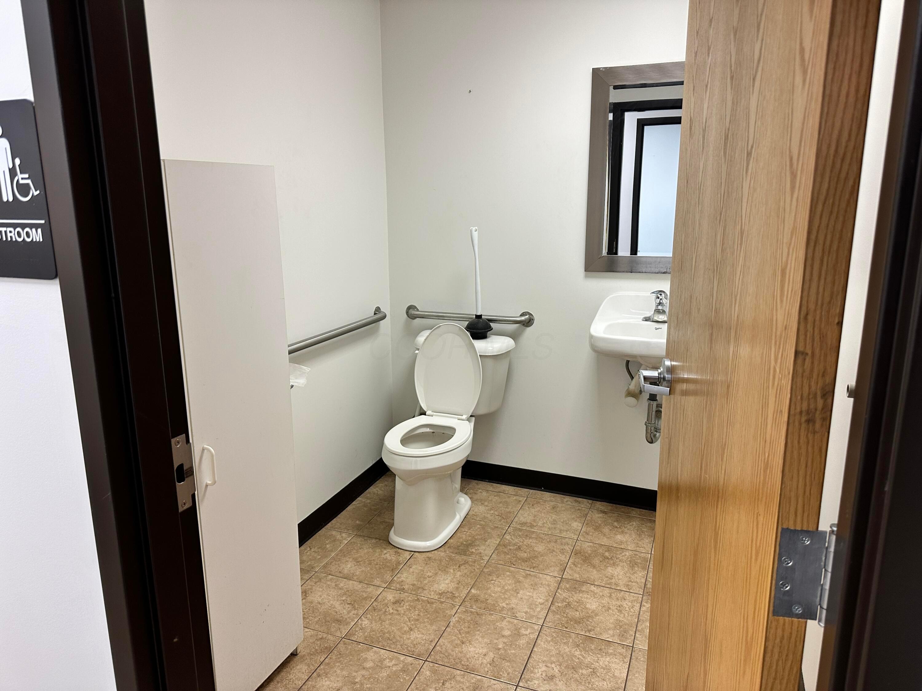 30 Klema Drive N Property Photo 10
