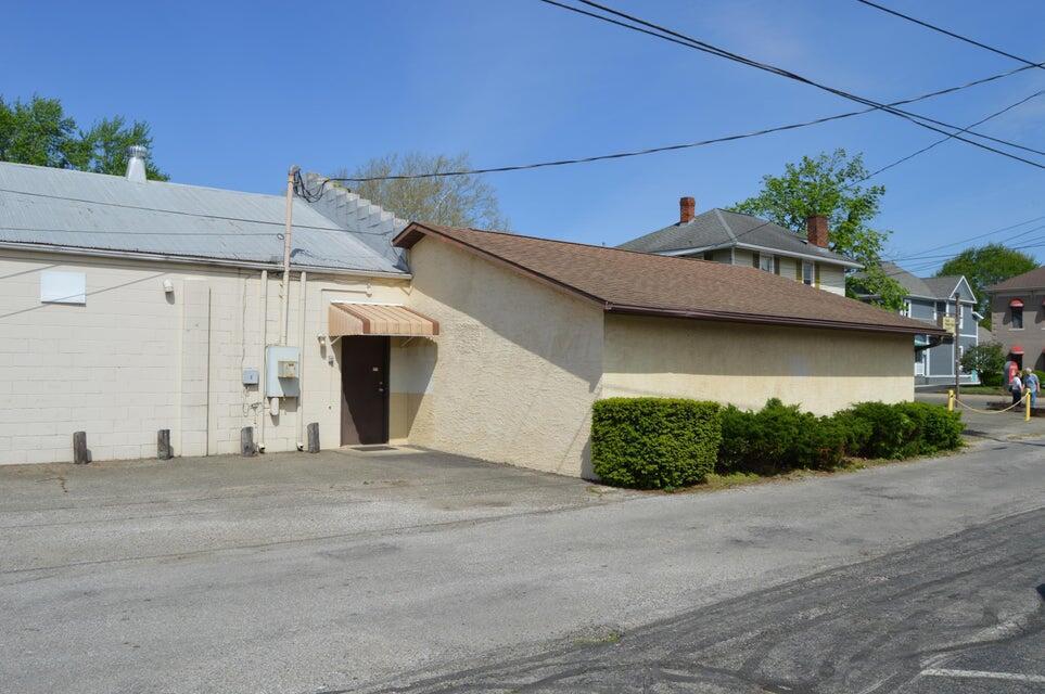 120 W Sixth Avenue Property Photo 16