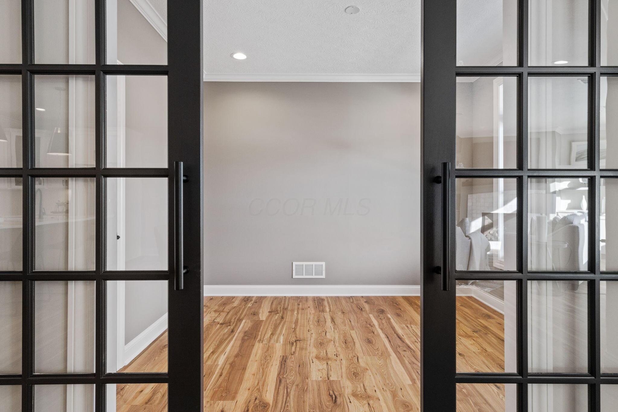 1537 Bethel Woods Boulevard Property Photo 15