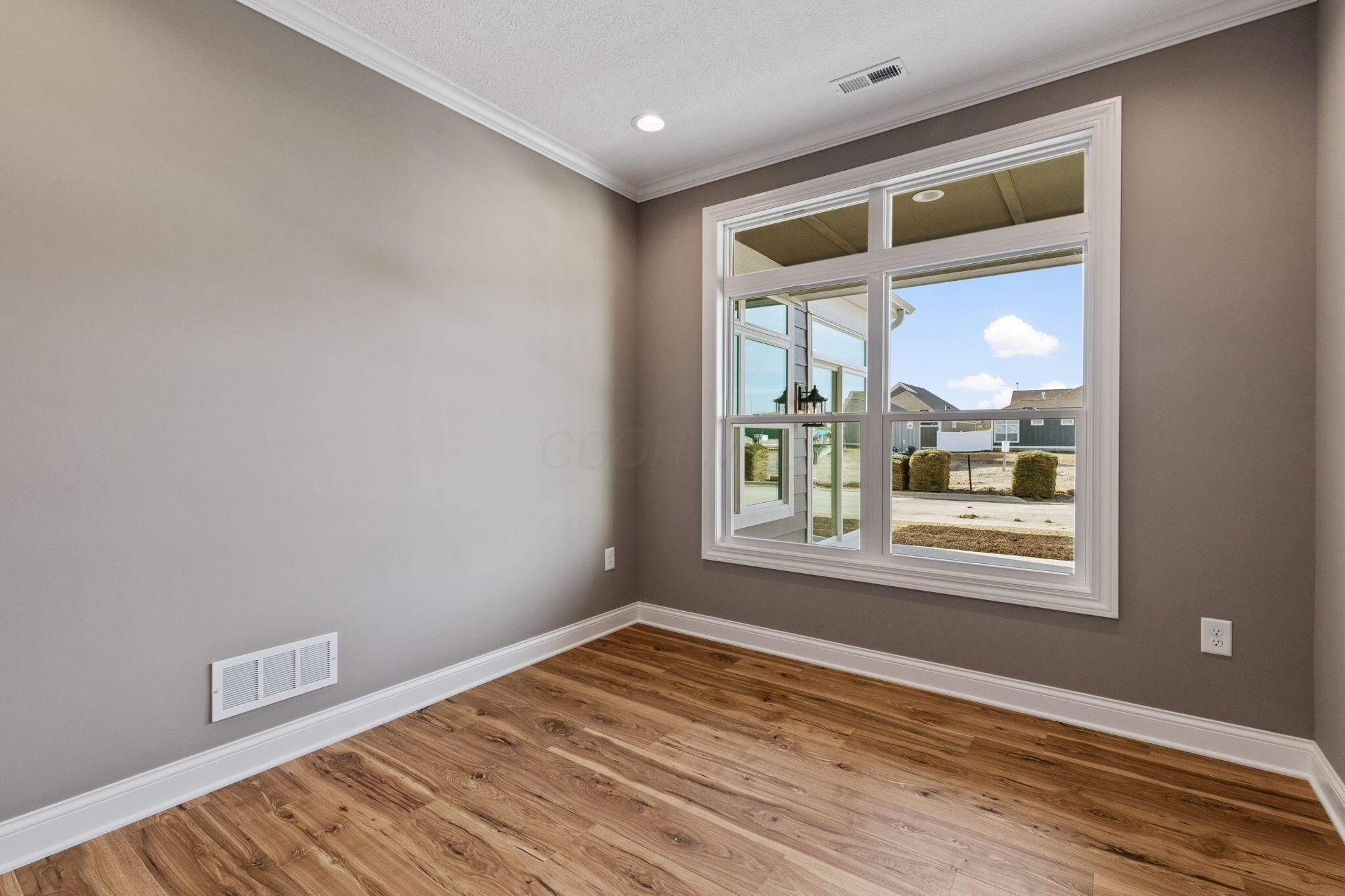 1537 Bethel Woods Boulevard Property Photo 16