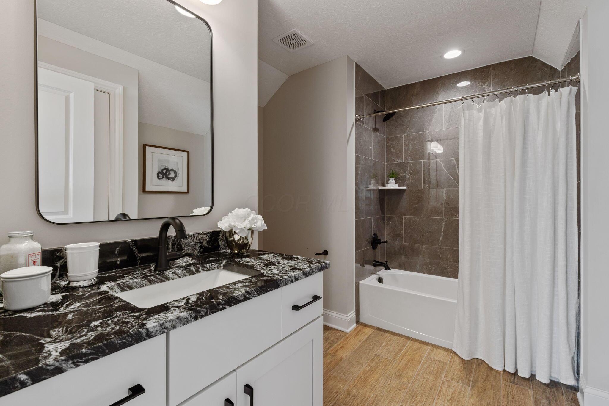 1537 Bethel Woods Boulevard Property Photo 43