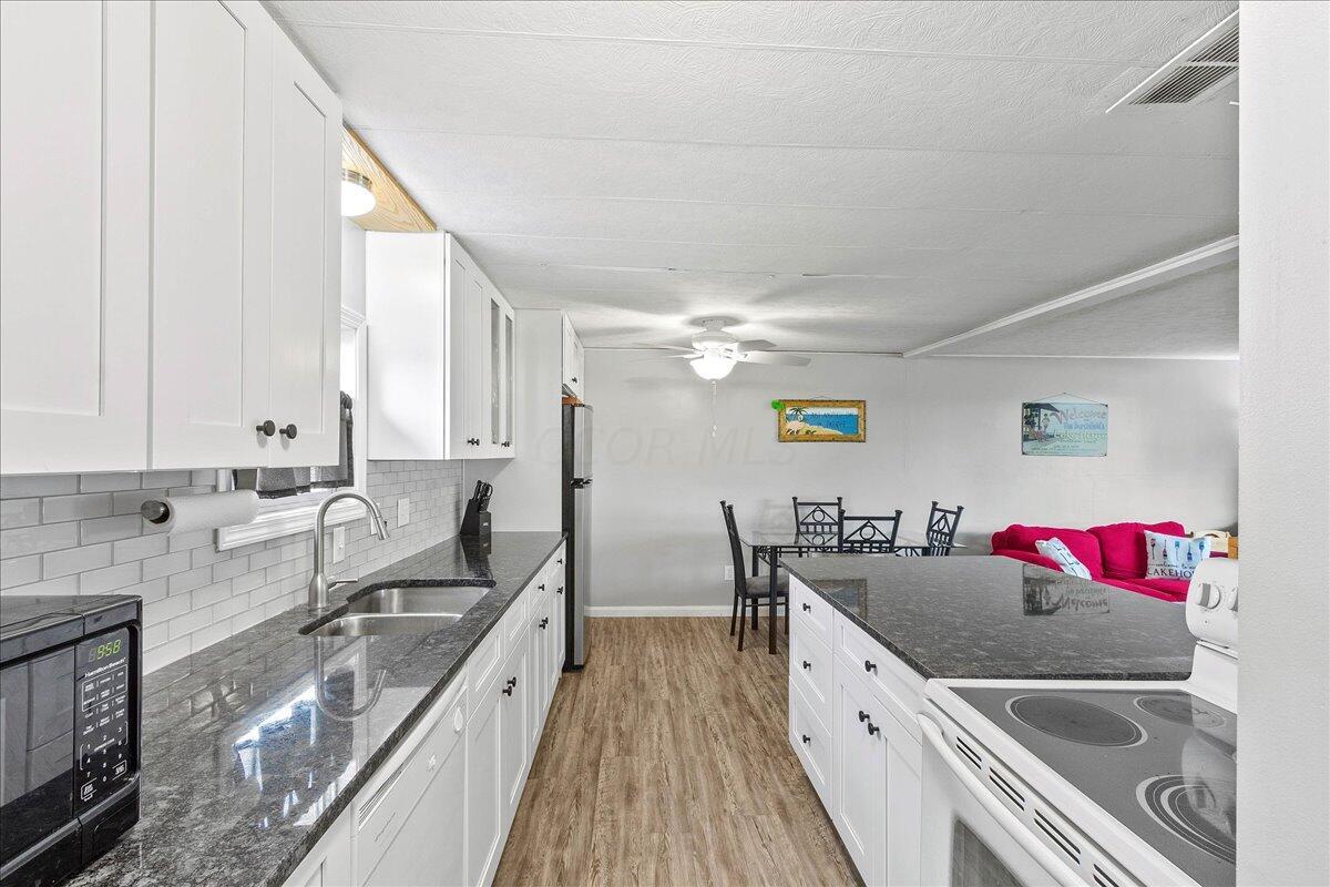 11385 Horseshoe Channel Drive Property Photo 20