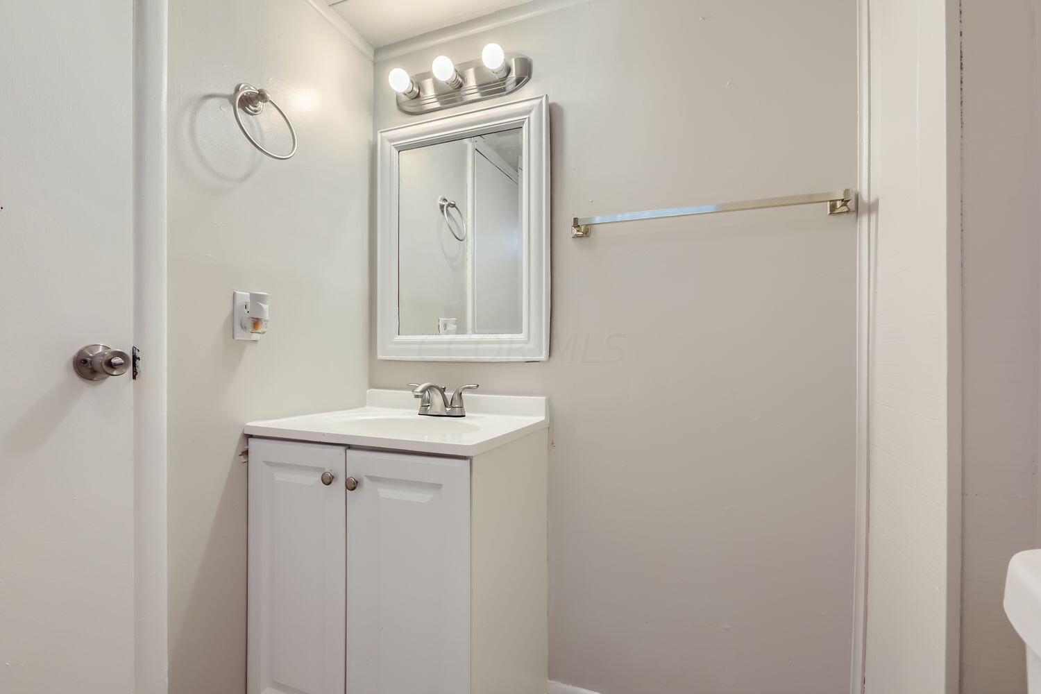 644 Georgian Drive Property Photo 11