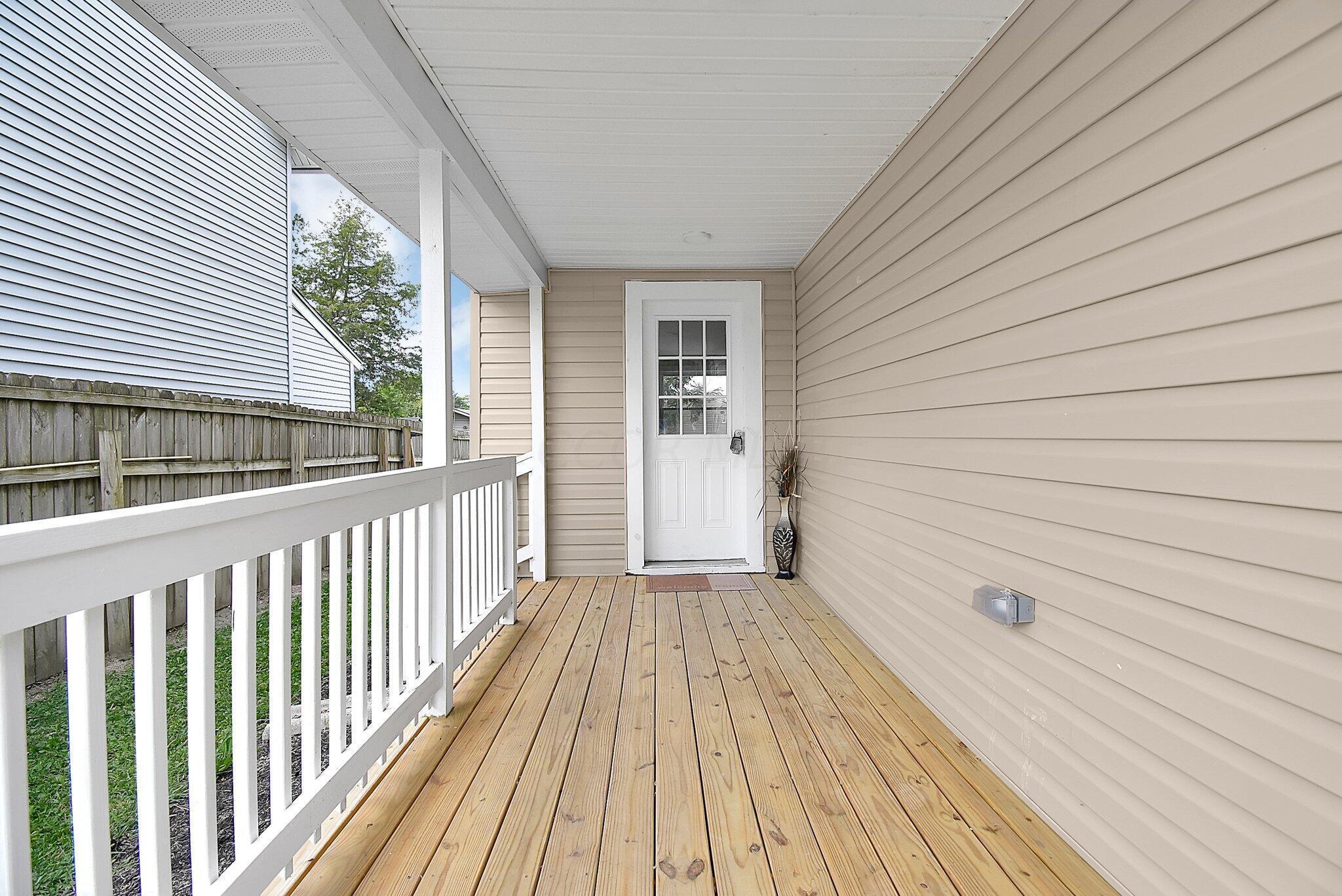 379 Thompson Street Property Image