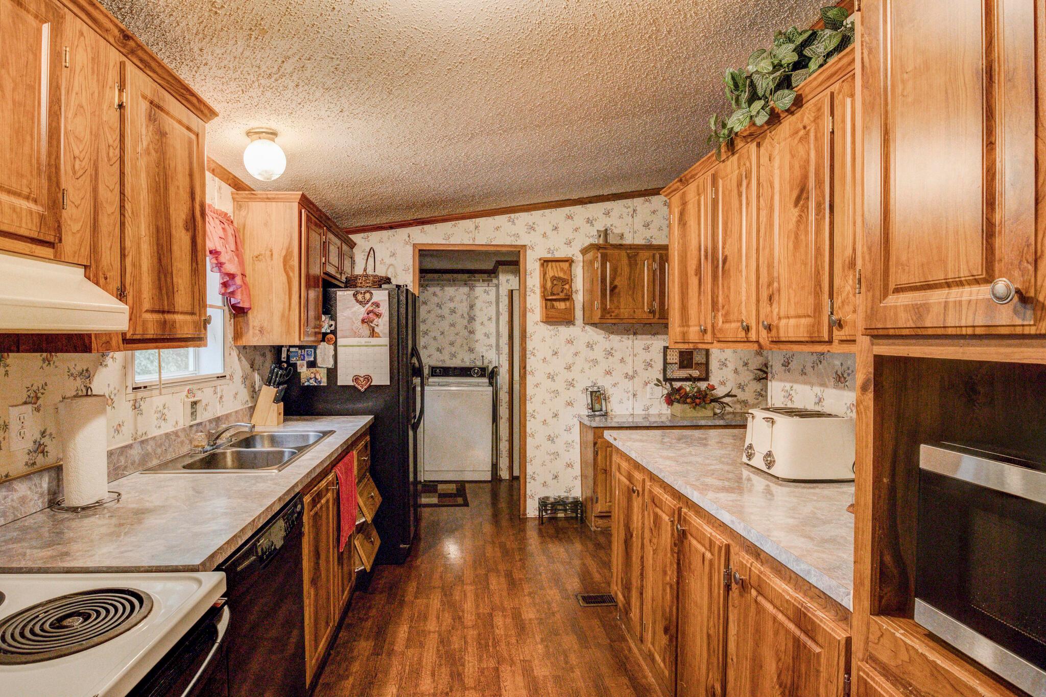 7775 County Road 47 Property Photo 33