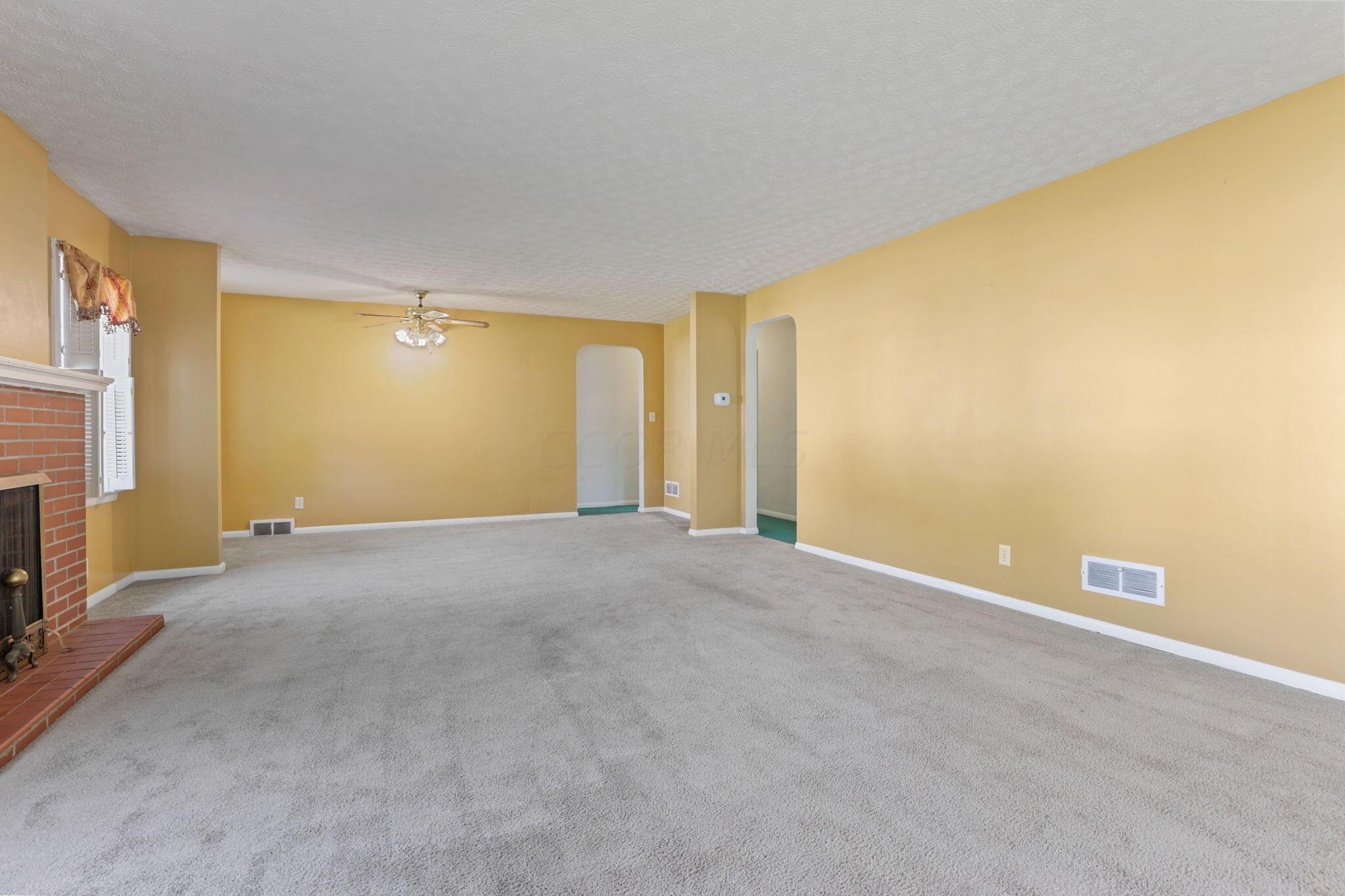 631 E 5th Avenue Property Photo 14