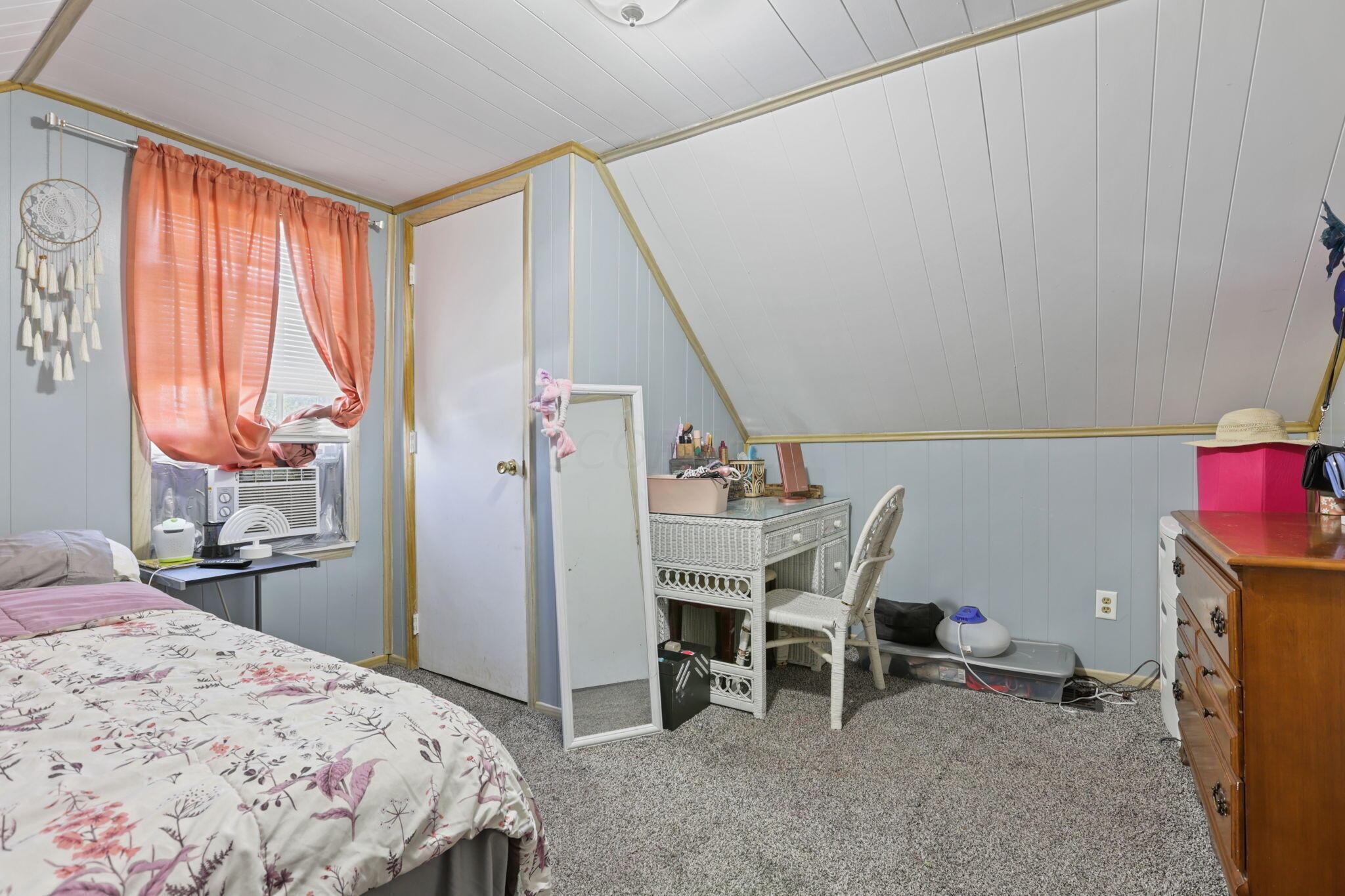 631 E 5th Avenue Property Photo 68