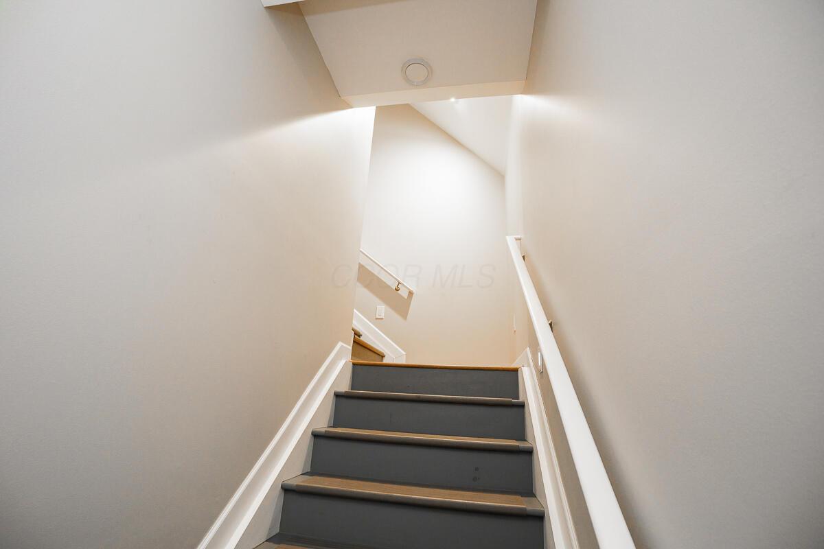 1605 Elmwood Avenue Property Photo 4