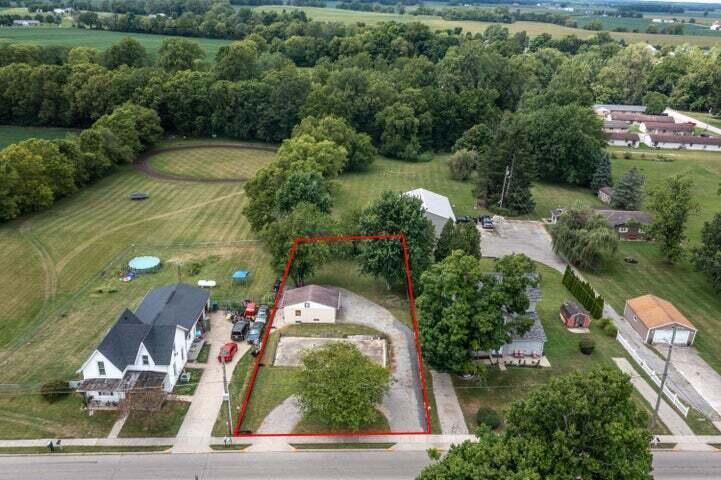 300 Mill Street Property Photo