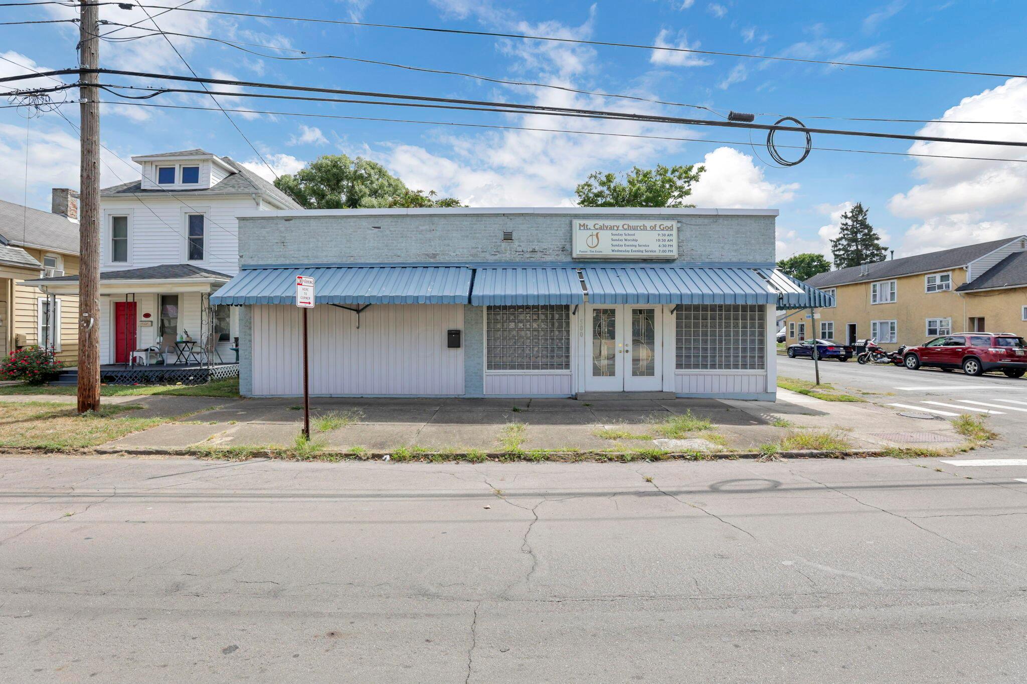500 N Maple Street Property Photo 2