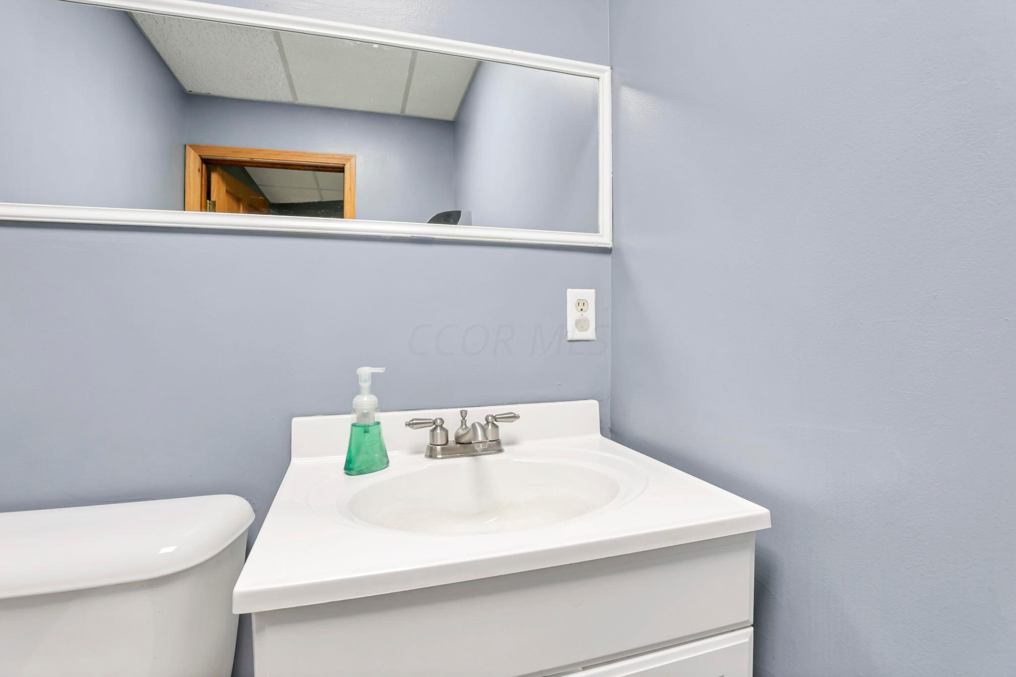 500 N Maple Street Property Photo 21