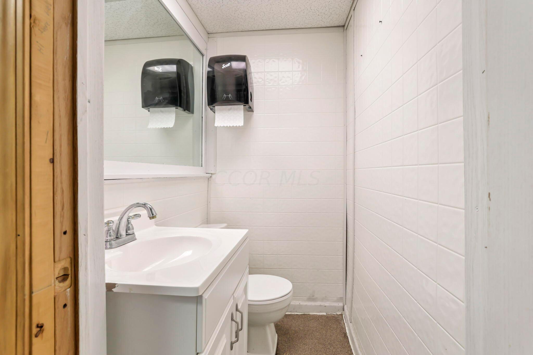 500 N Maple Street Property Photo 24