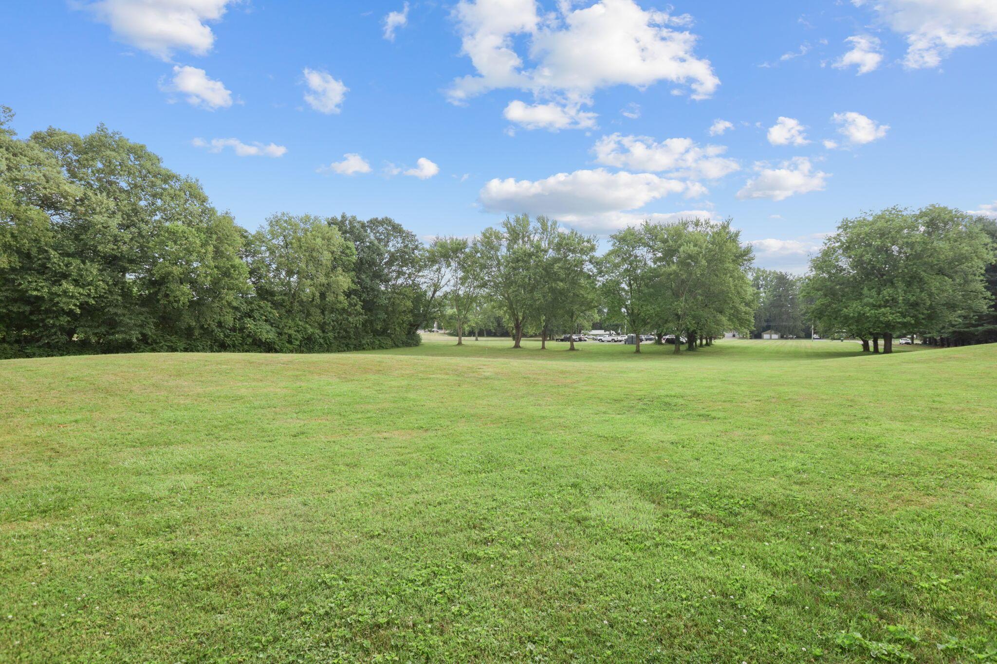 219 N Hamilton Road Property Photo 11