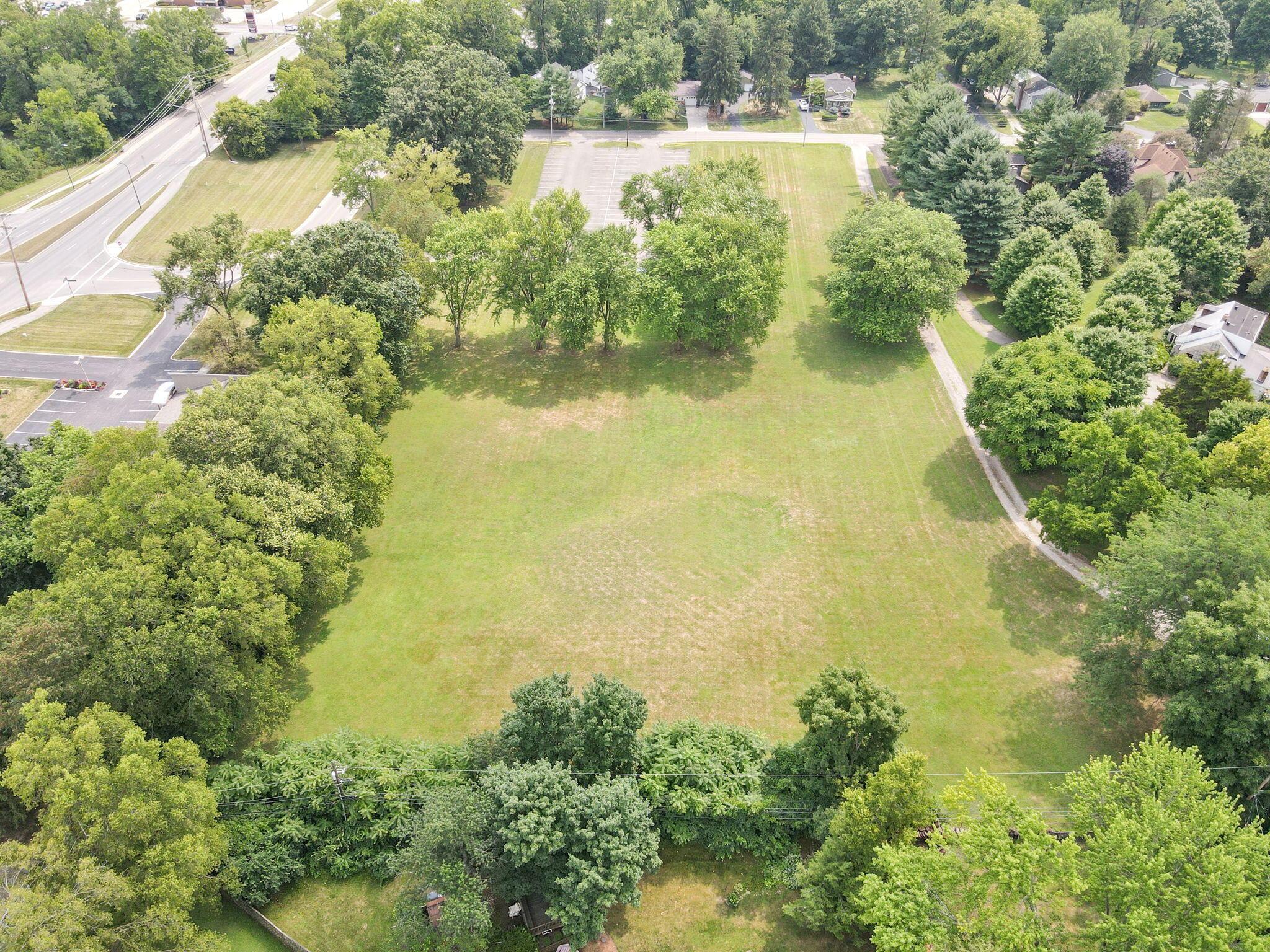 219 N Hamilton Road Property Photo 32