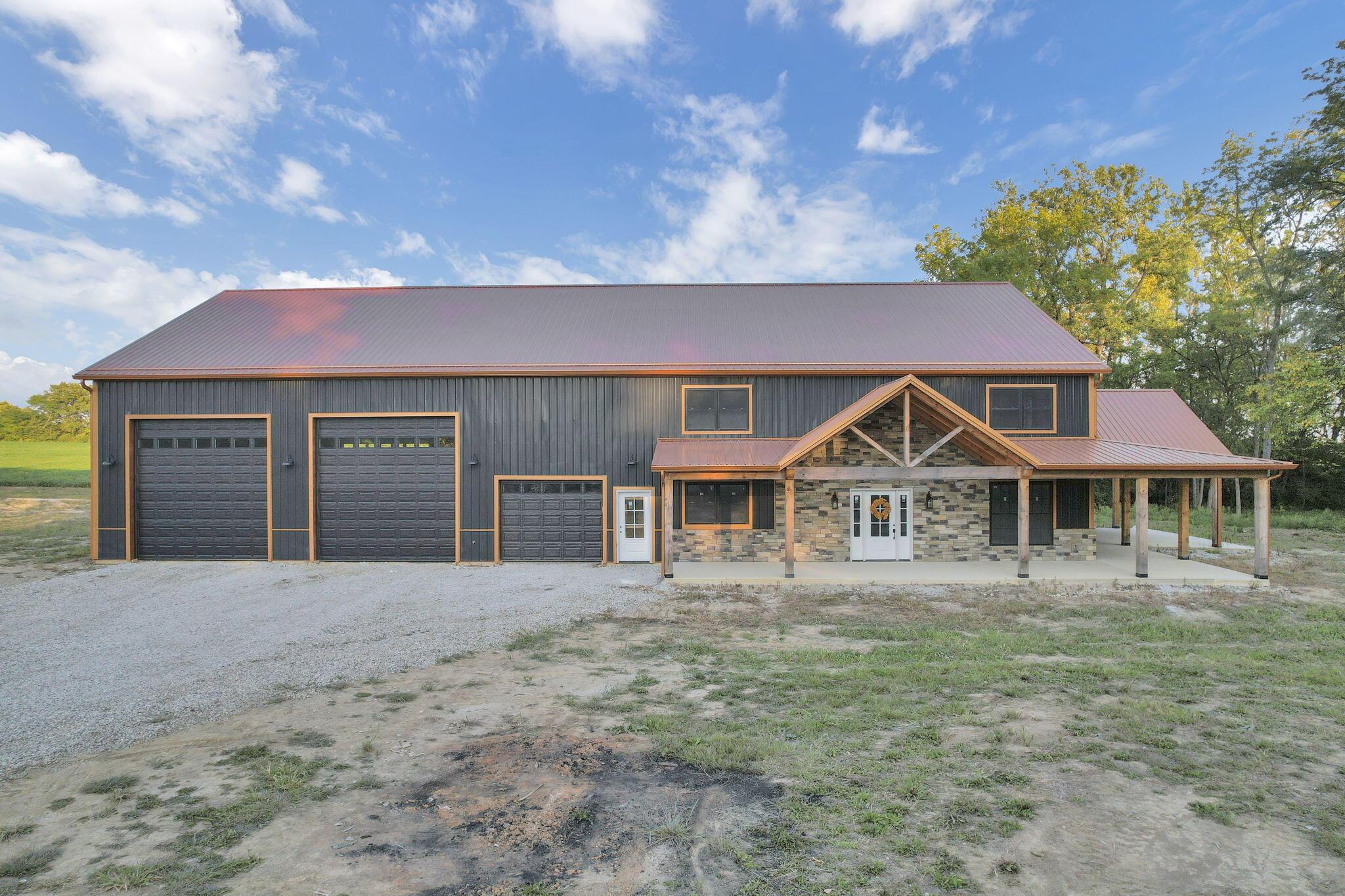 8200 Winchester Southern Road Sw Property Photo