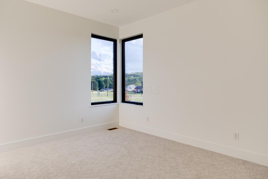 21 Betty Drive Property Photo 37