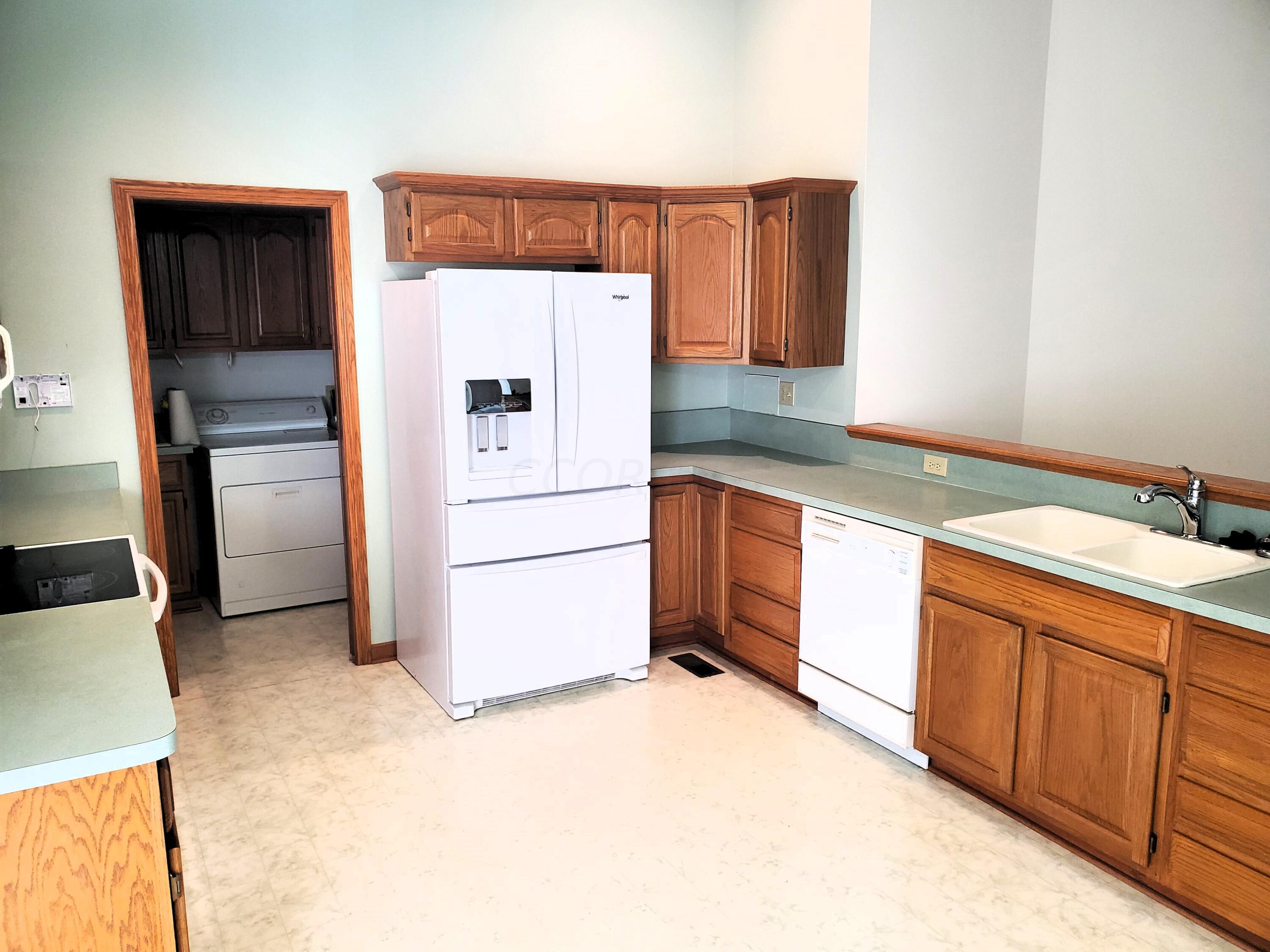 2618 Vililly Circle W Property Photo 4