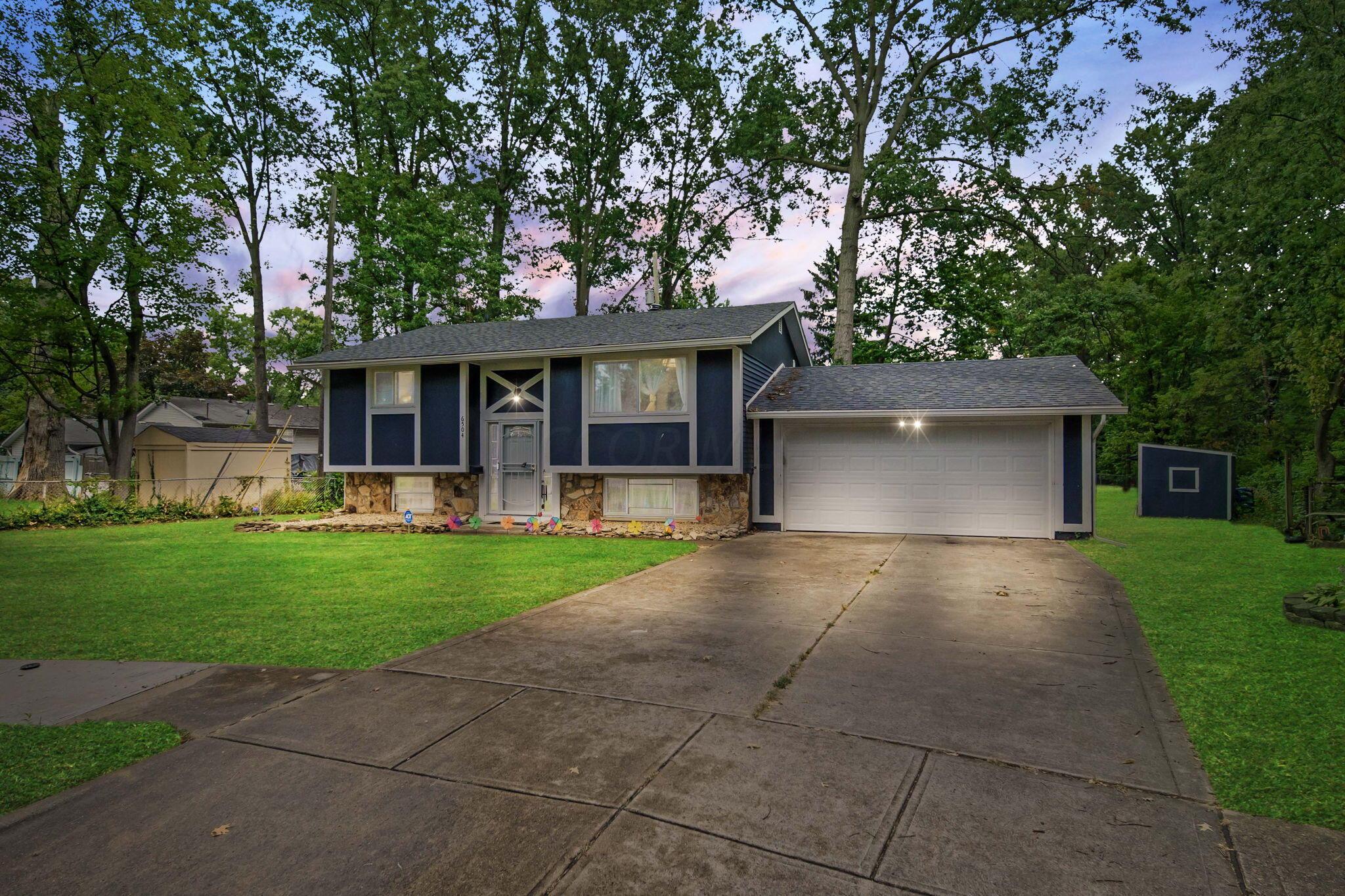6504 Lexleigh Court Property Photo 2
