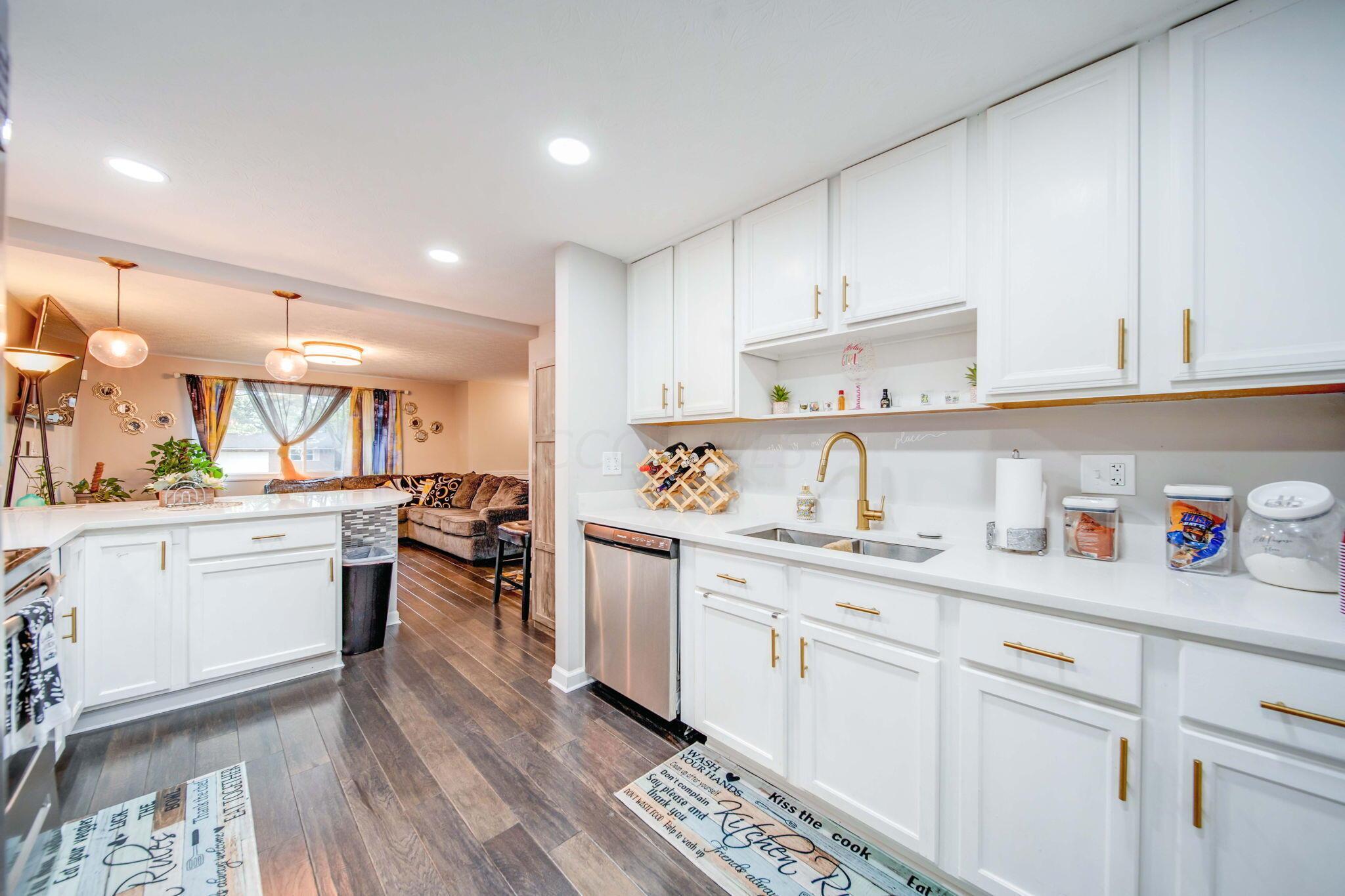 6504 Lexleigh Court Property Photo 16