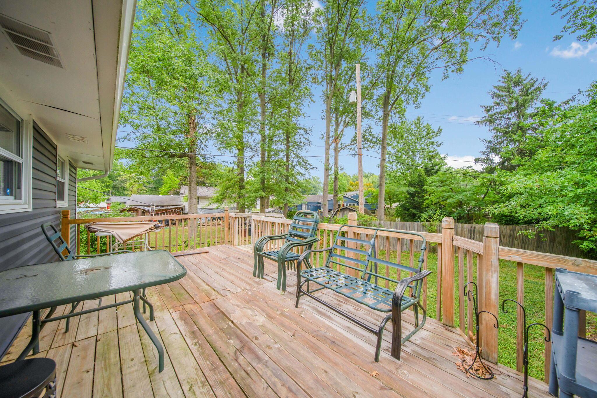 6504 Lexleigh Court Property Photo 20