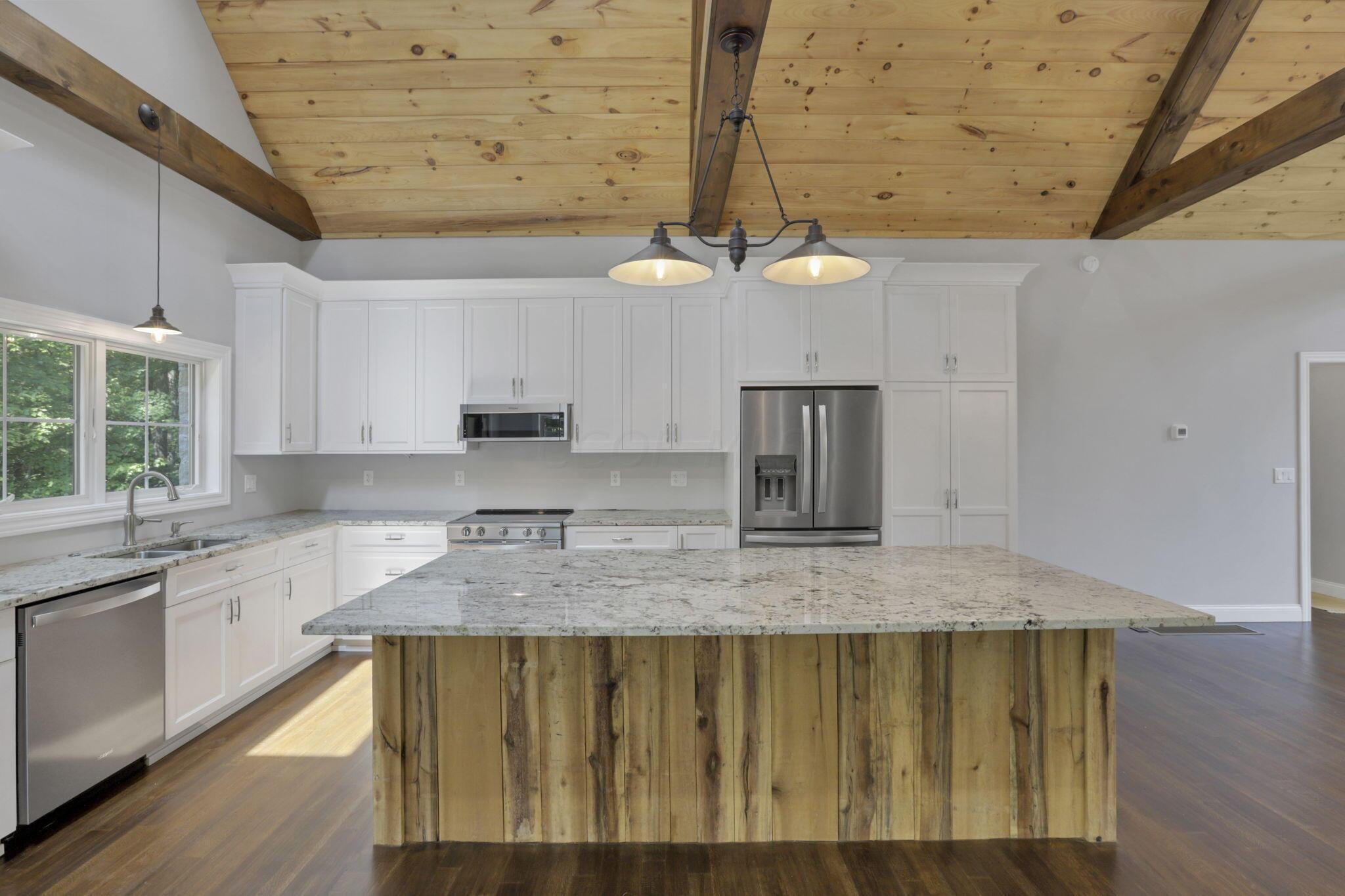 25242 Amerine Road Property Photo 9