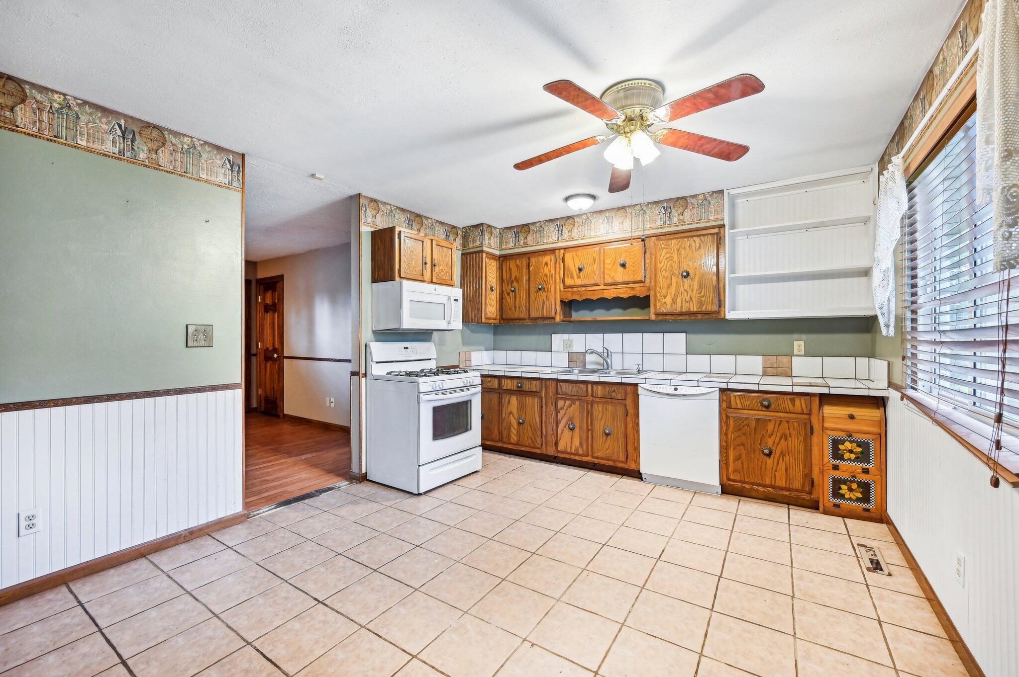 5010 Chipman Drive Property Photo 12