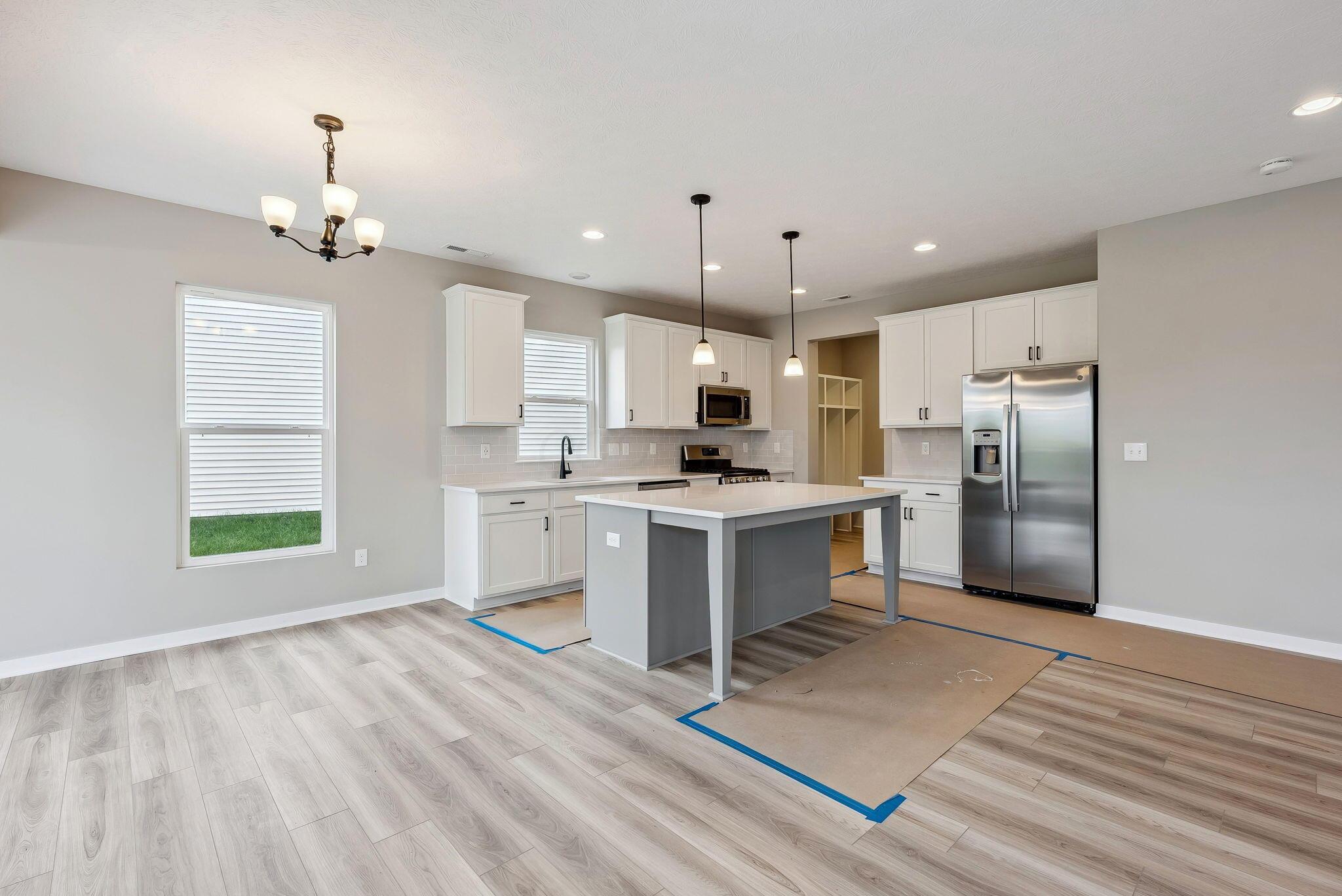 1424 Aerotrain Court S Property Photo 7