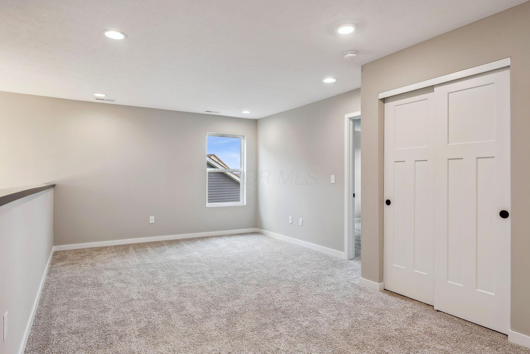 1424 Aerotrain Court S Property Photo 14