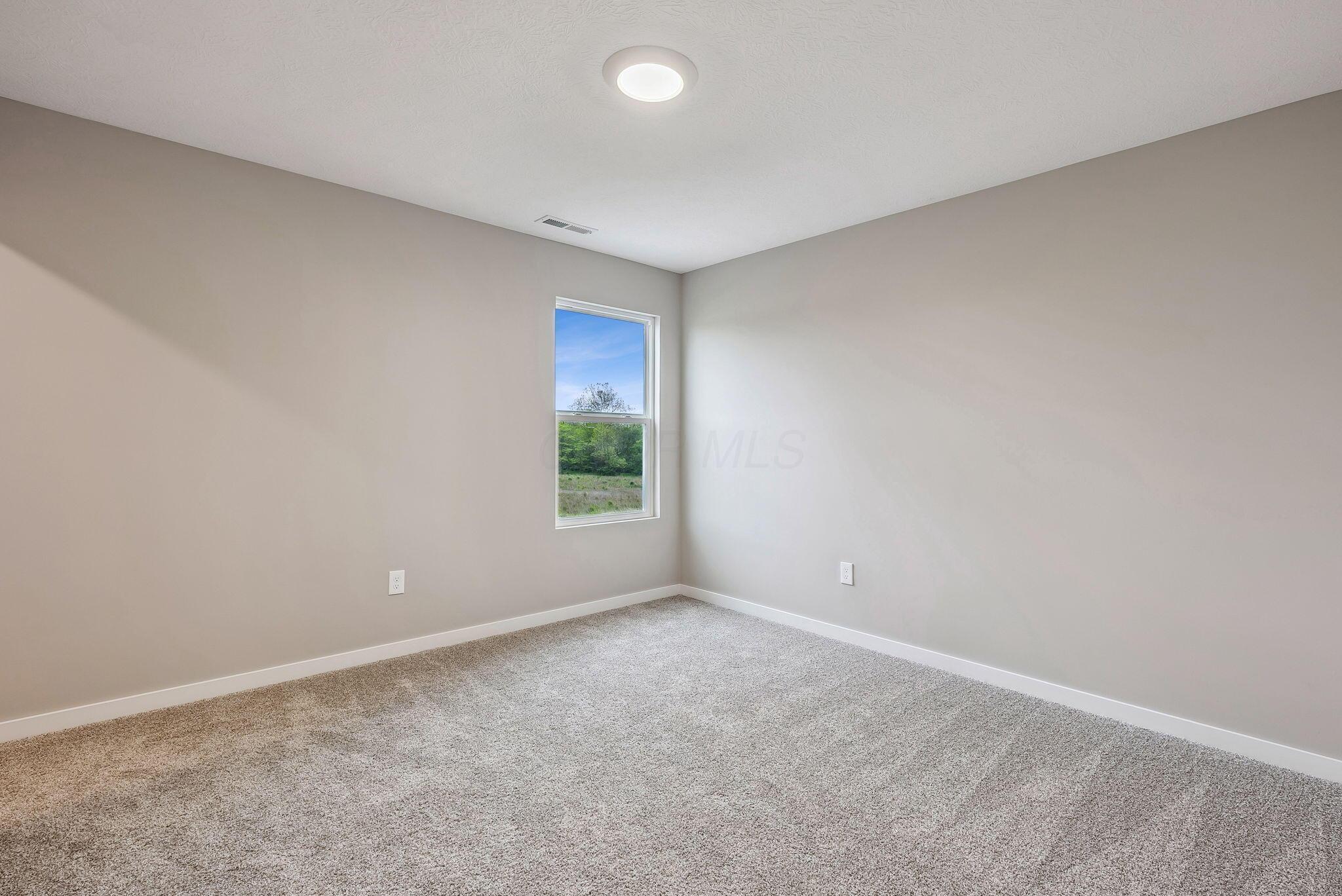 1424 Aerotrain Court S Property Photo 21