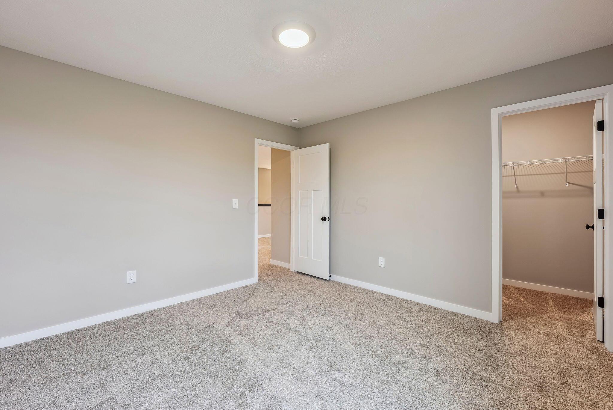1424 Aerotrain Court S Property Photo 22