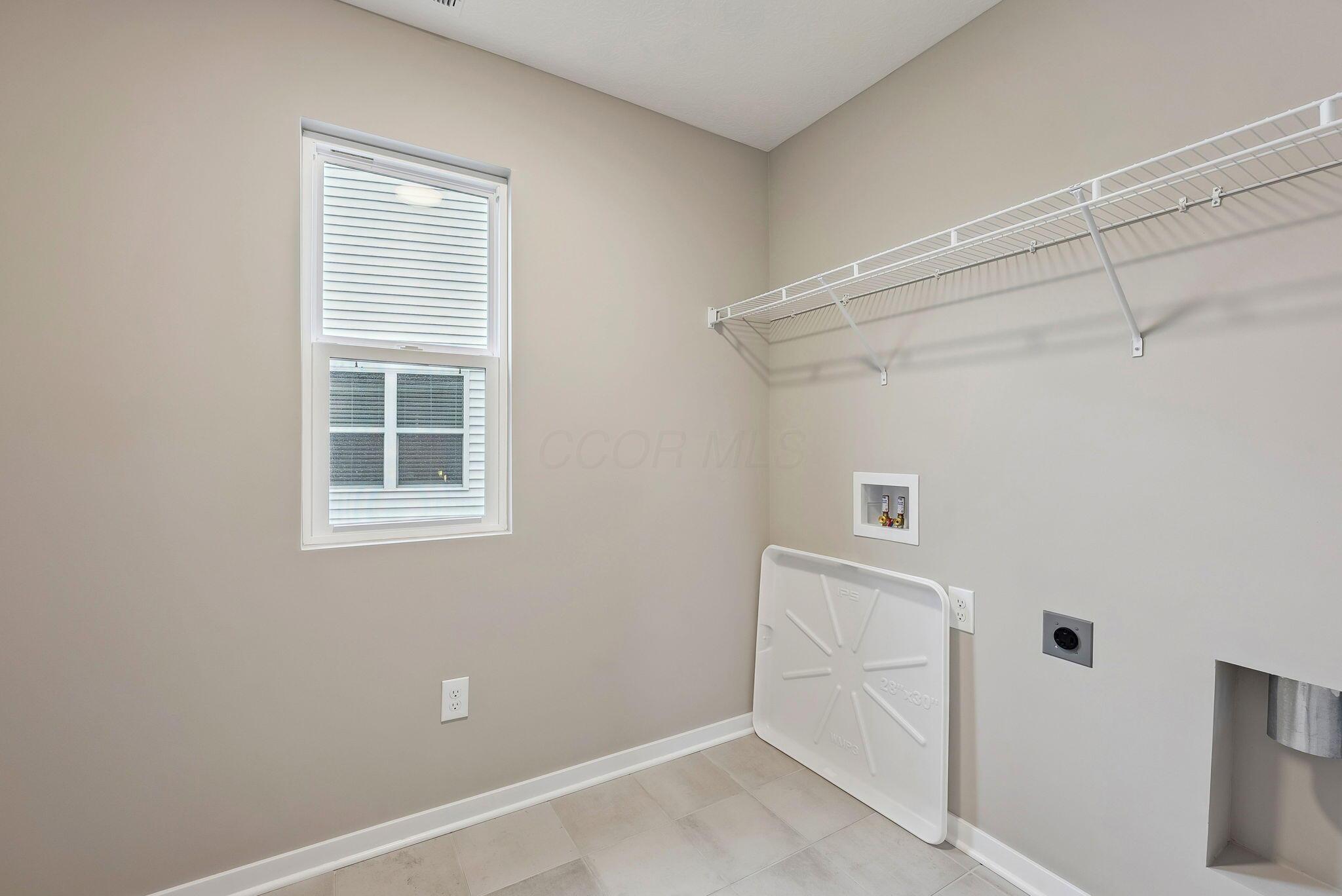 1424 Aerotrain Court S Property Photo 23