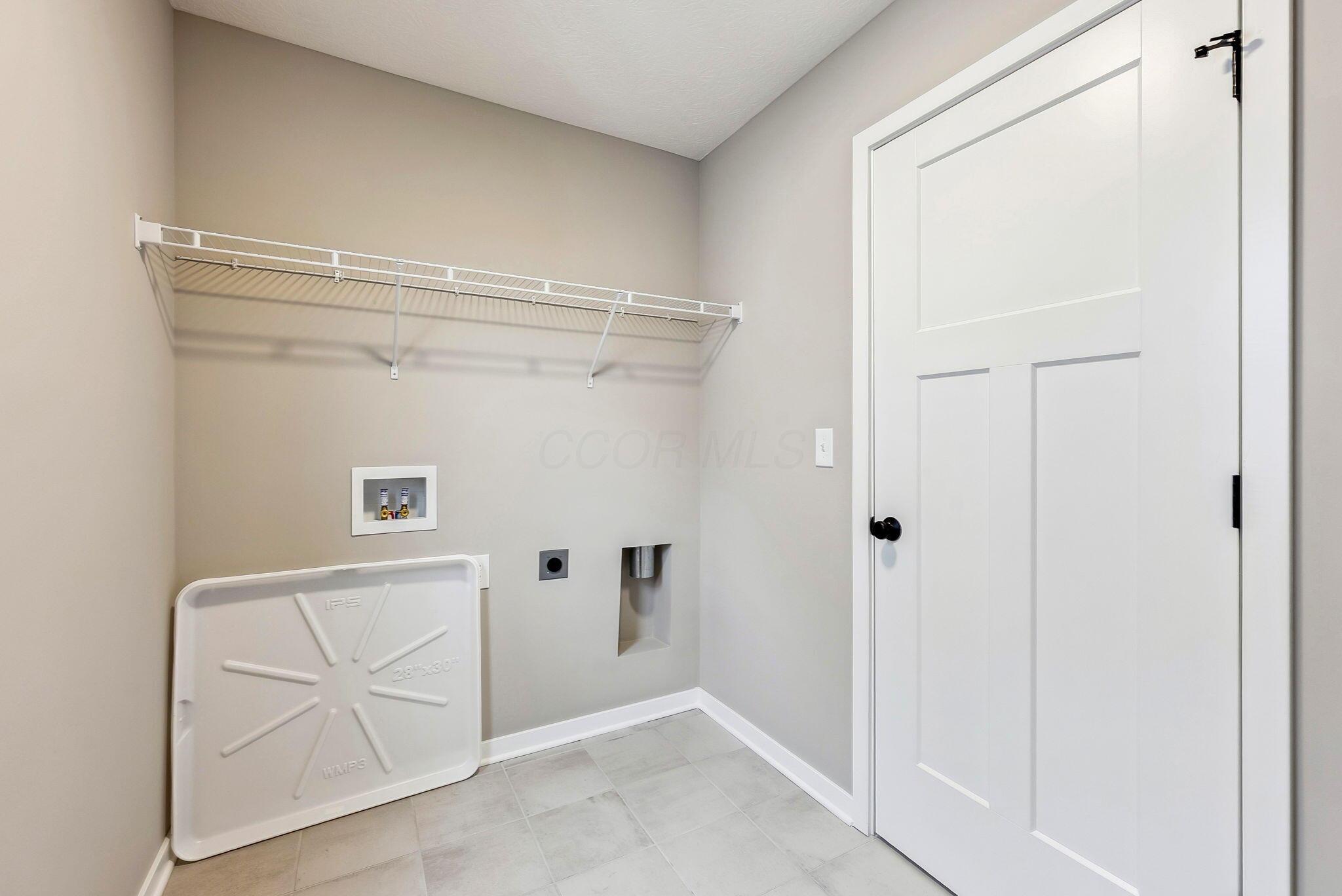 1424 Aerotrain Court S Property Photo 24