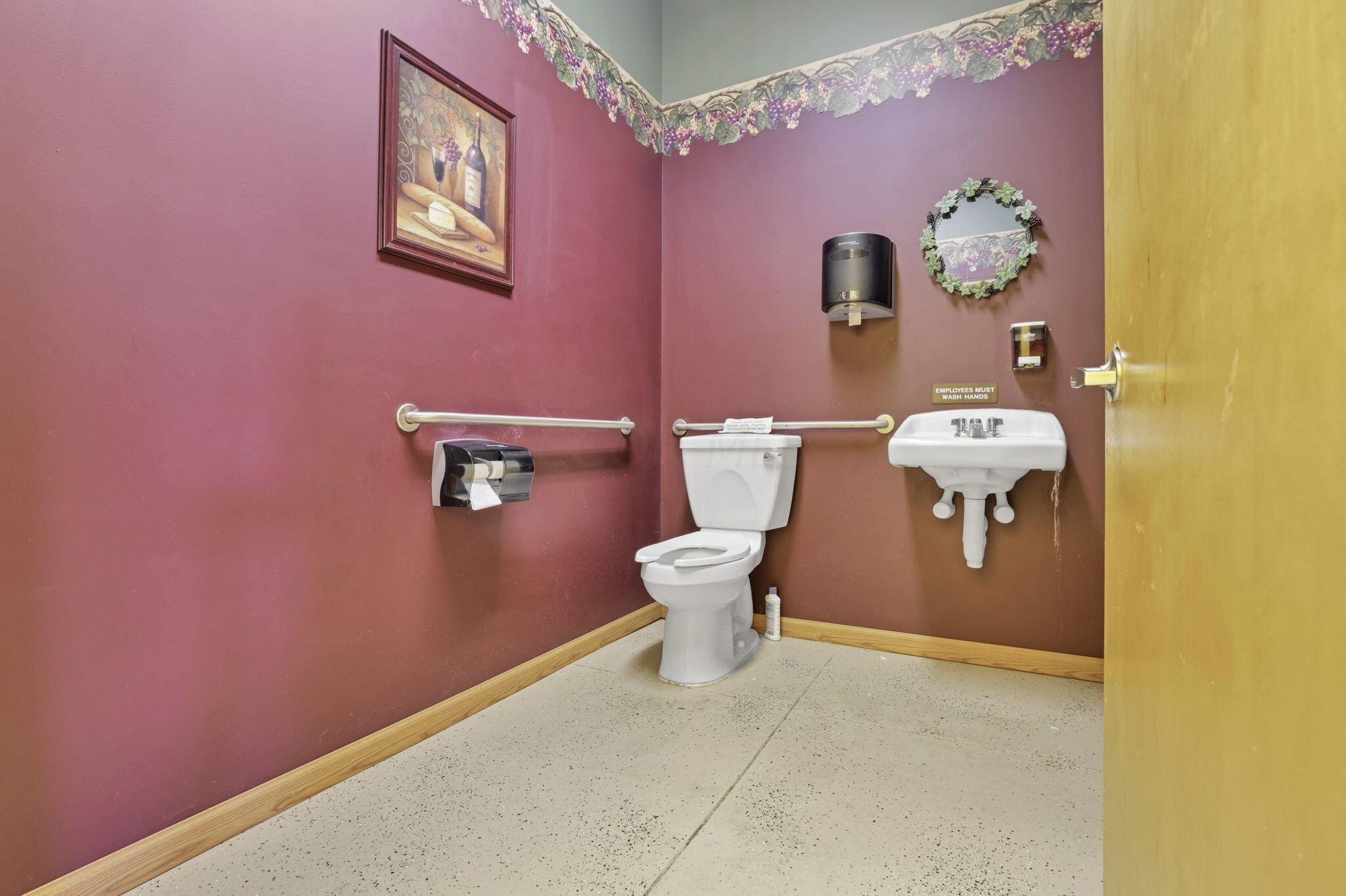 1900 Winchester Southern Road, Unit B Property Photo 19